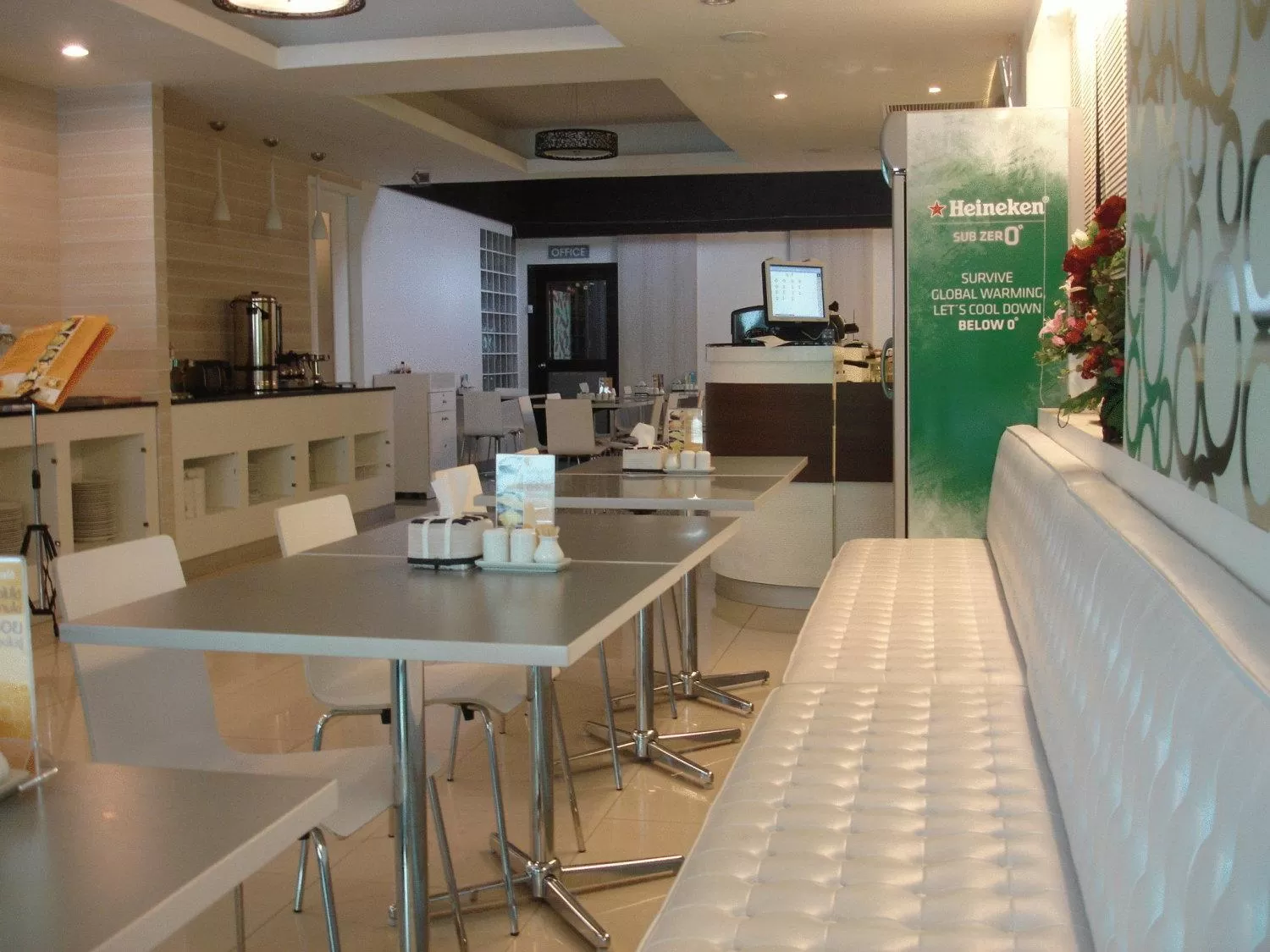 Restaurant/places to eat in My Hotel Pratunam