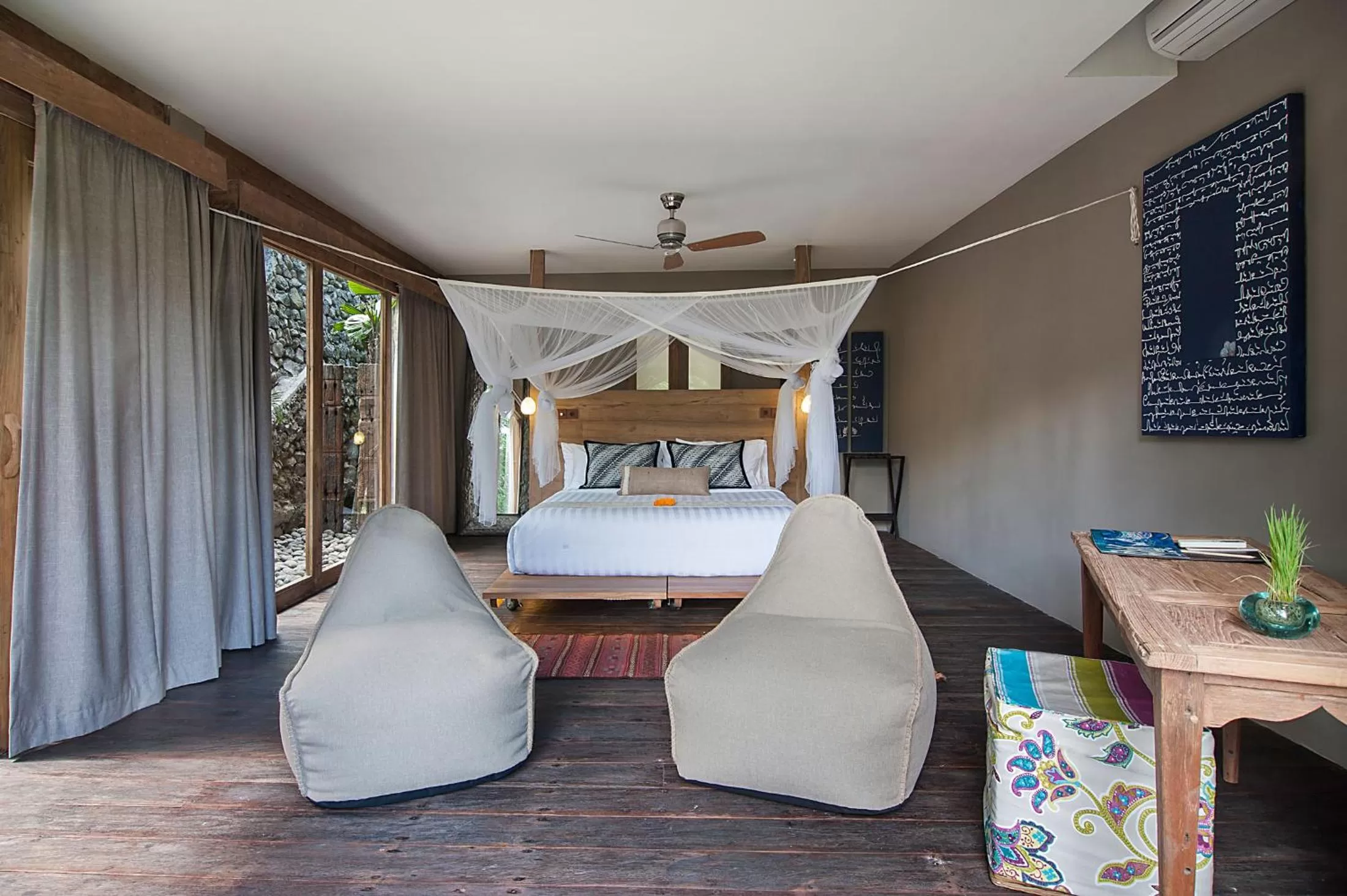 Photo of the whole room, Bed in Blue Karma Dijiwa Ubud