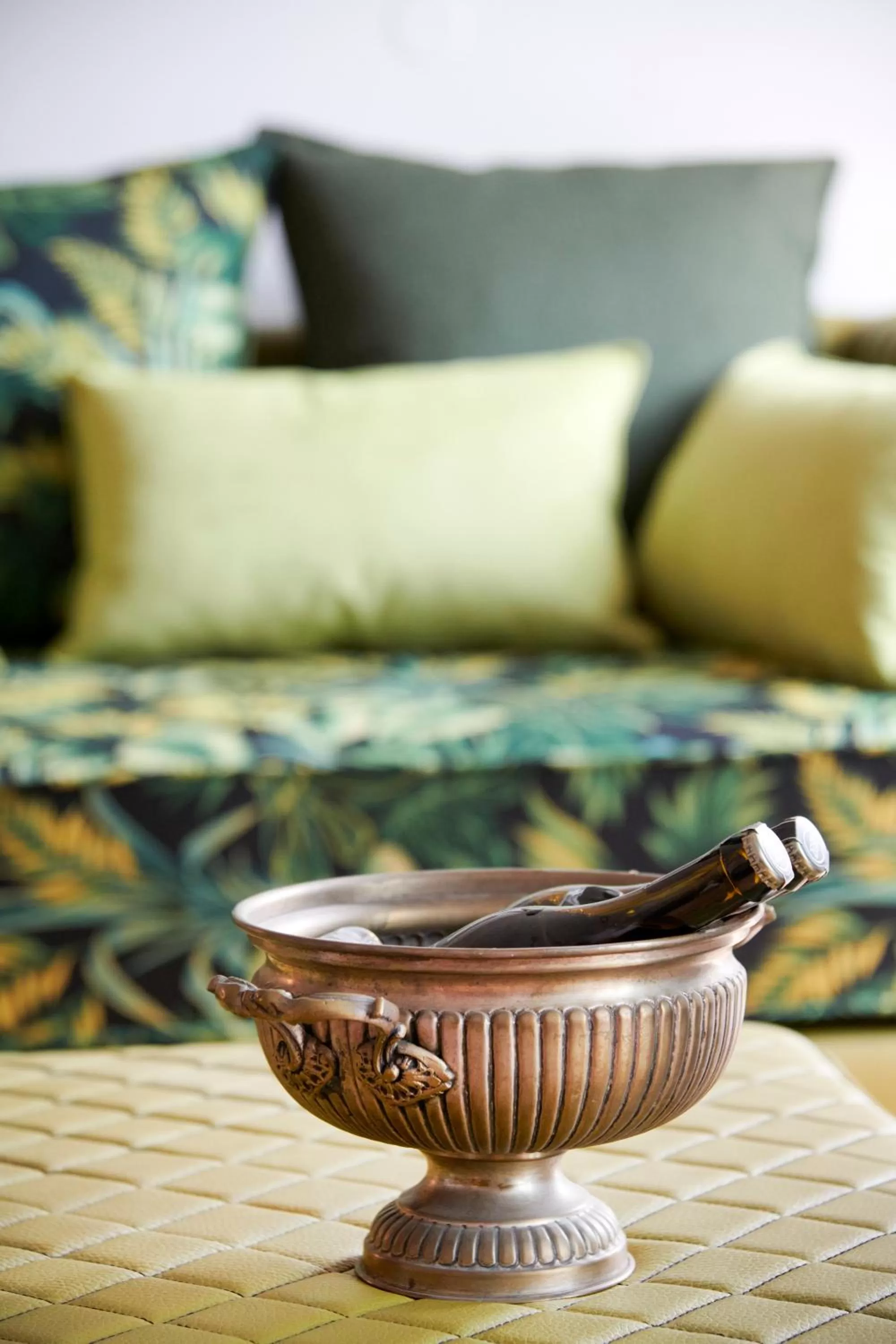 Living room in Cais Urban Lodge