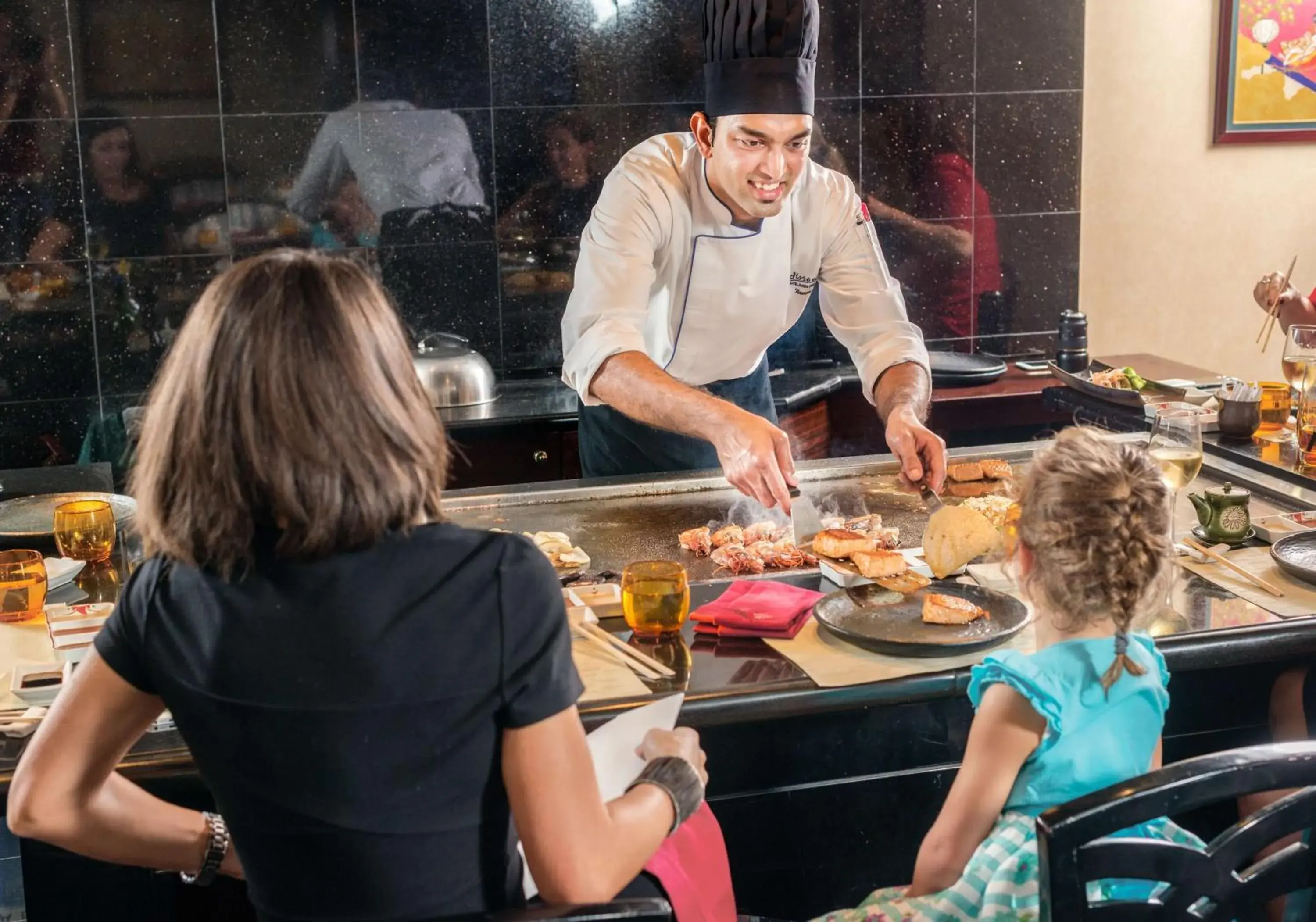 Restaurant/places to eat in Radisson Blu Hotel, Dubai Deira Creek