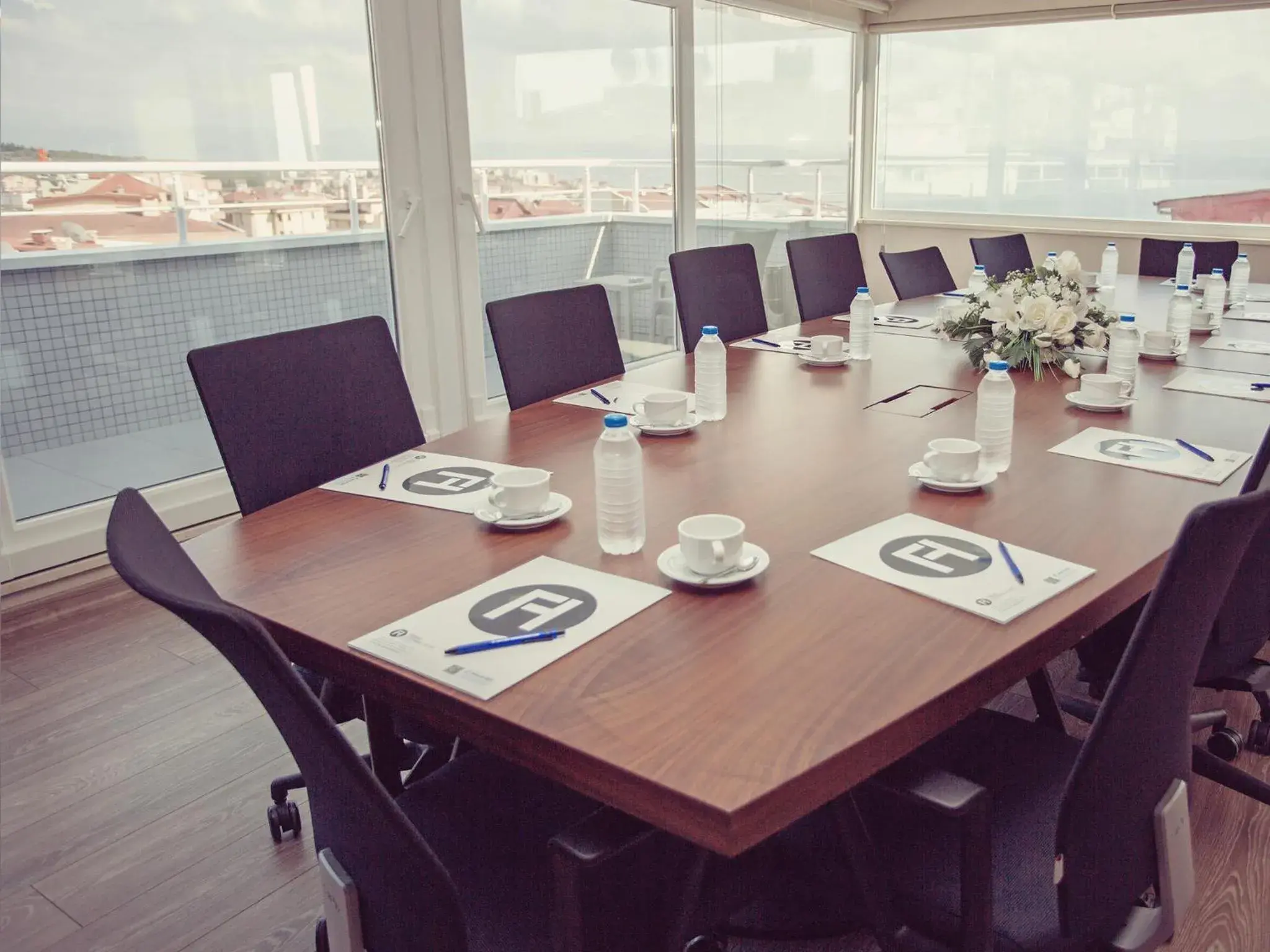 Business Area/Conference Room in Fesa Business Hotel