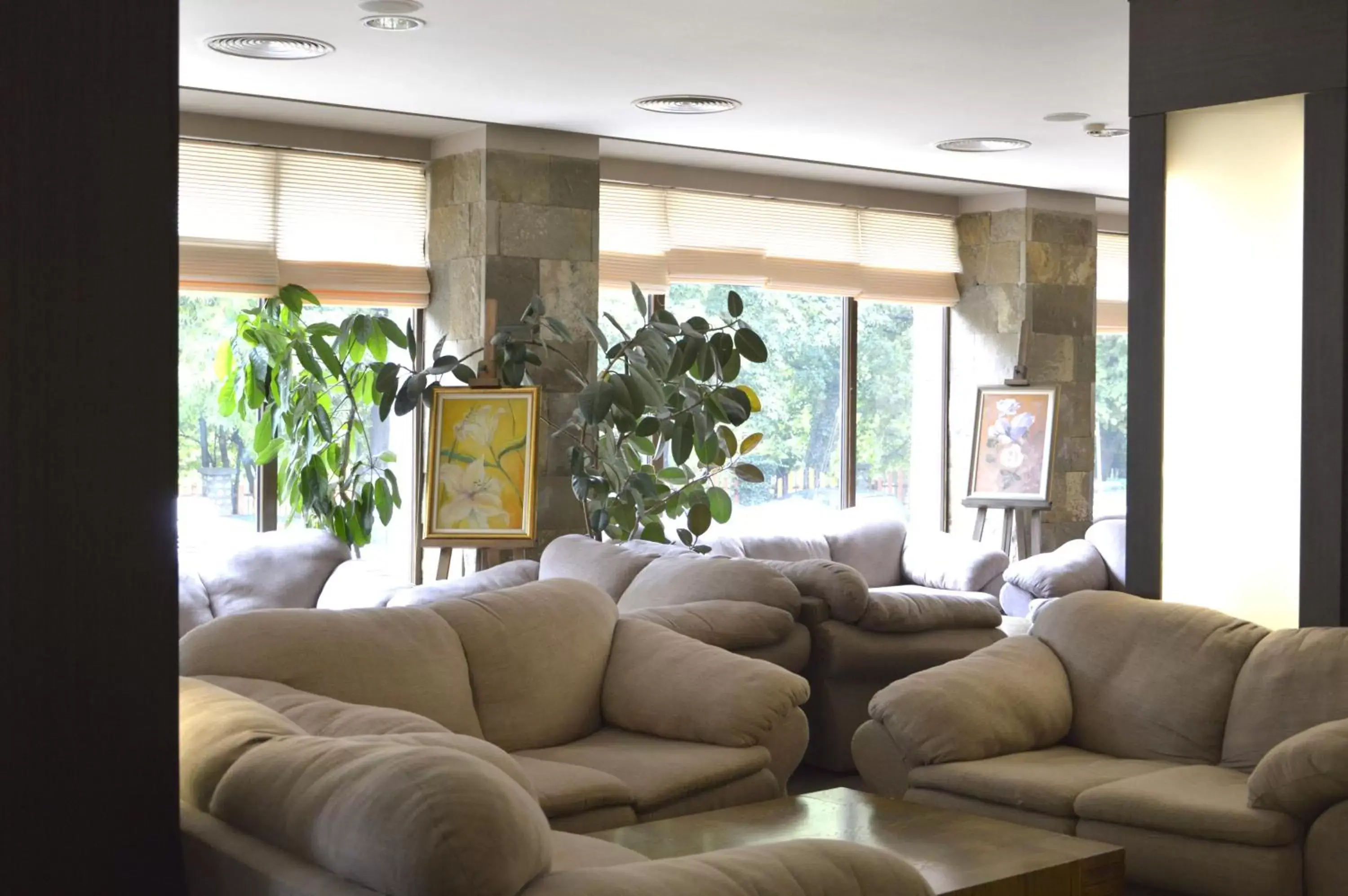 Lobby or reception, Seating Area in Gardenia Park Hotel