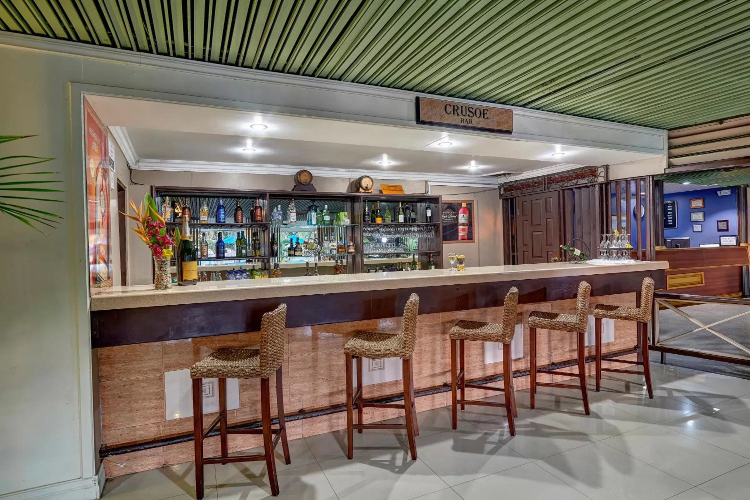 Lounge or bar in Starfish Tobago