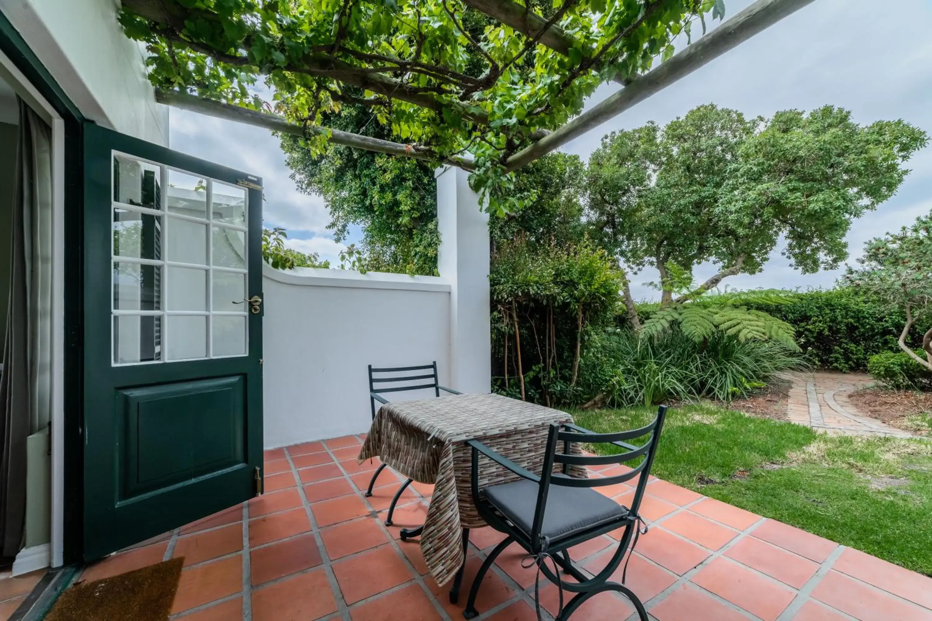 Patio in Eikendal Lodge