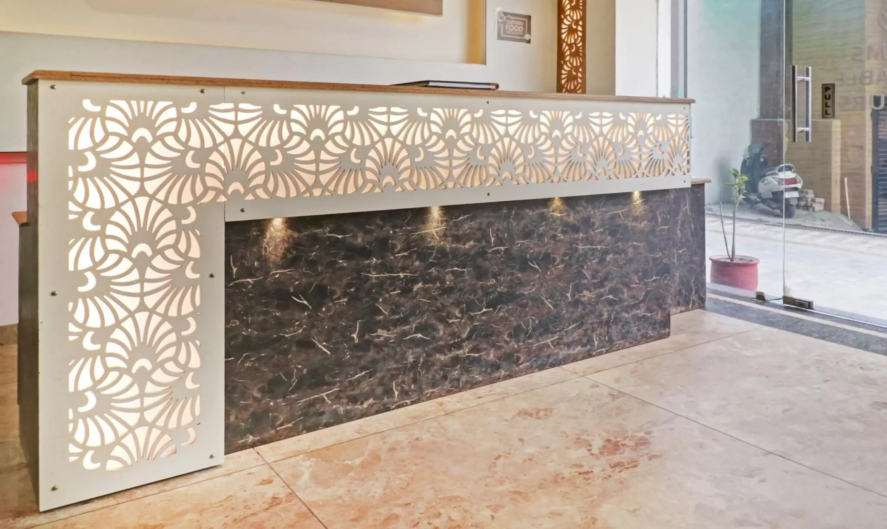 Lobby or reception in Treebo Magnum Chandigarh Lobby or reception in Treebo Magnum Chandigarh