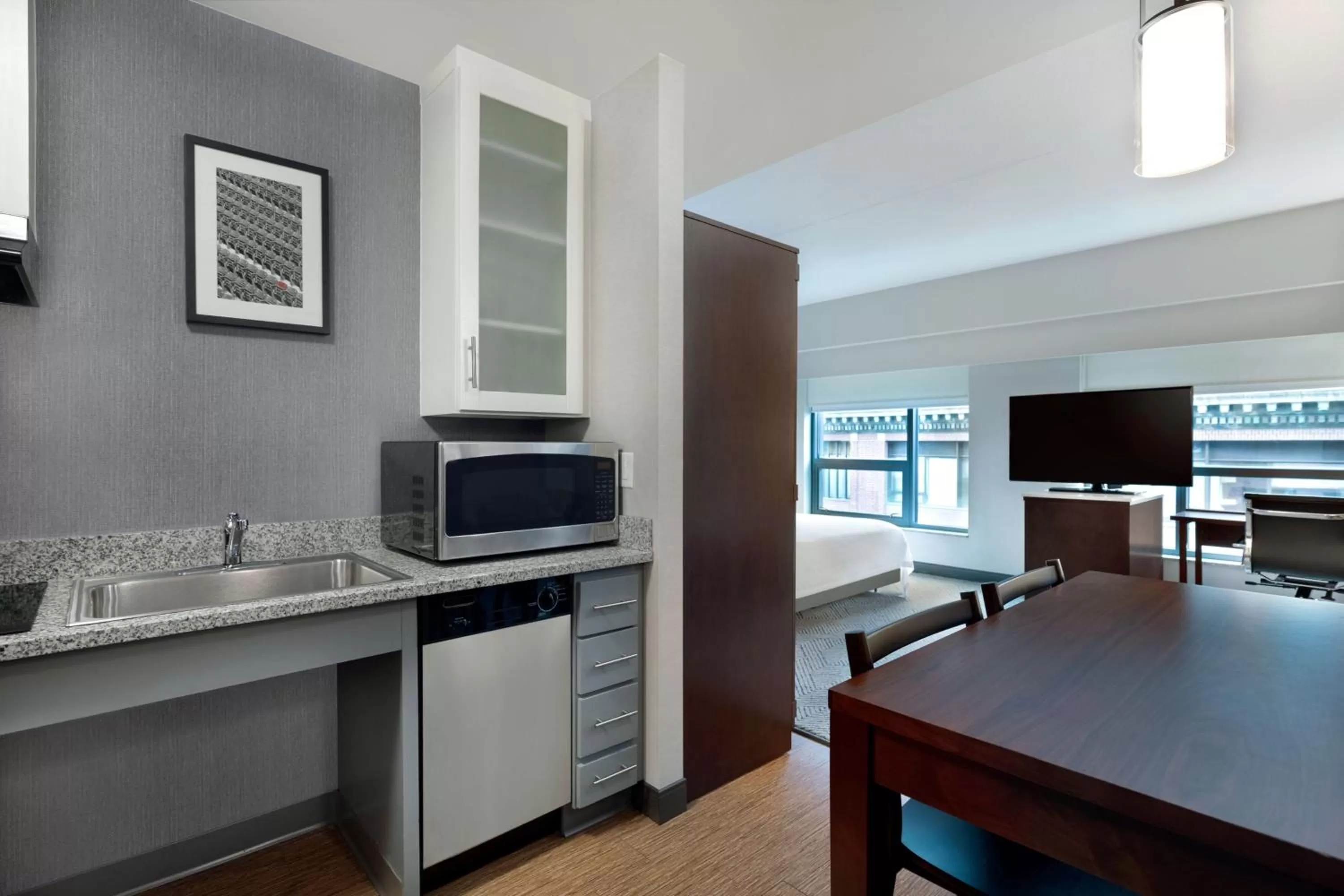 Kitchen or kitchenette, Bed in Residence Inn by Marriott Boston Back Bay/Fenway
