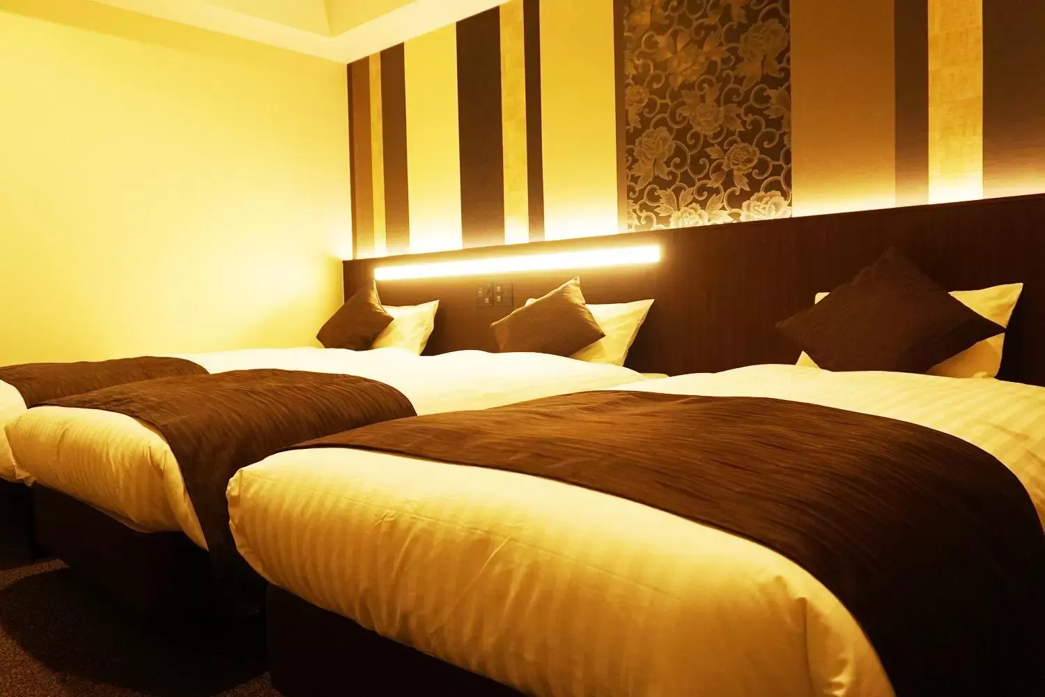 Bed in Lantana Osaka Bed in Lantana Osaka