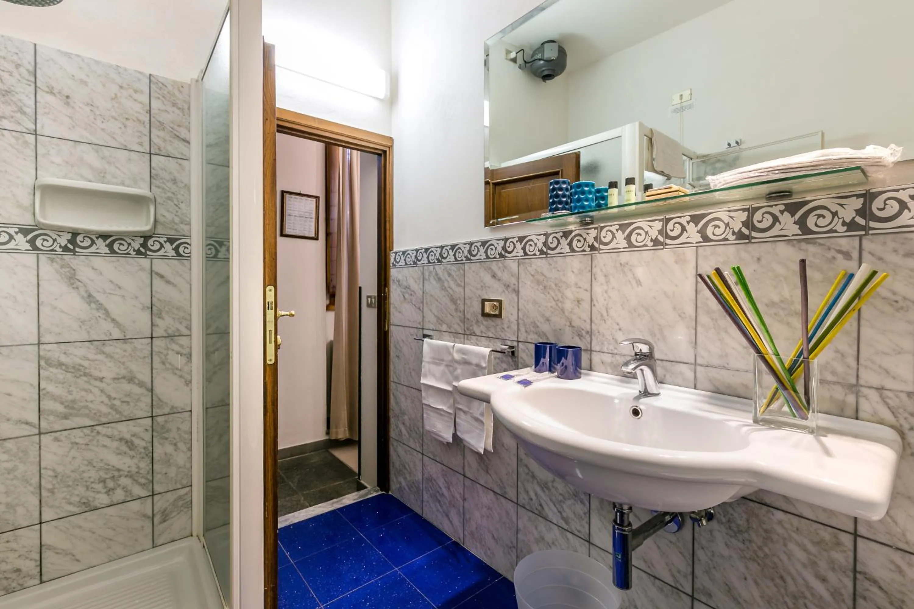 Bathroom in Hotel Collodi Firenze