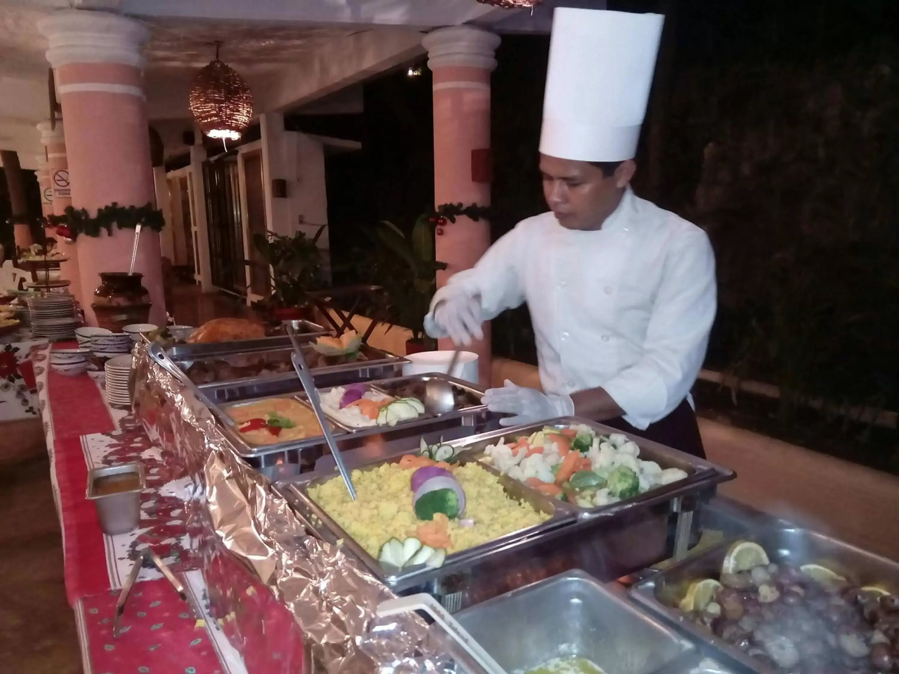 Restaurant/places to eat in Hotel Catalina Beach Resort Restaurant/places to eat in Hotel Catalina Beach Resort