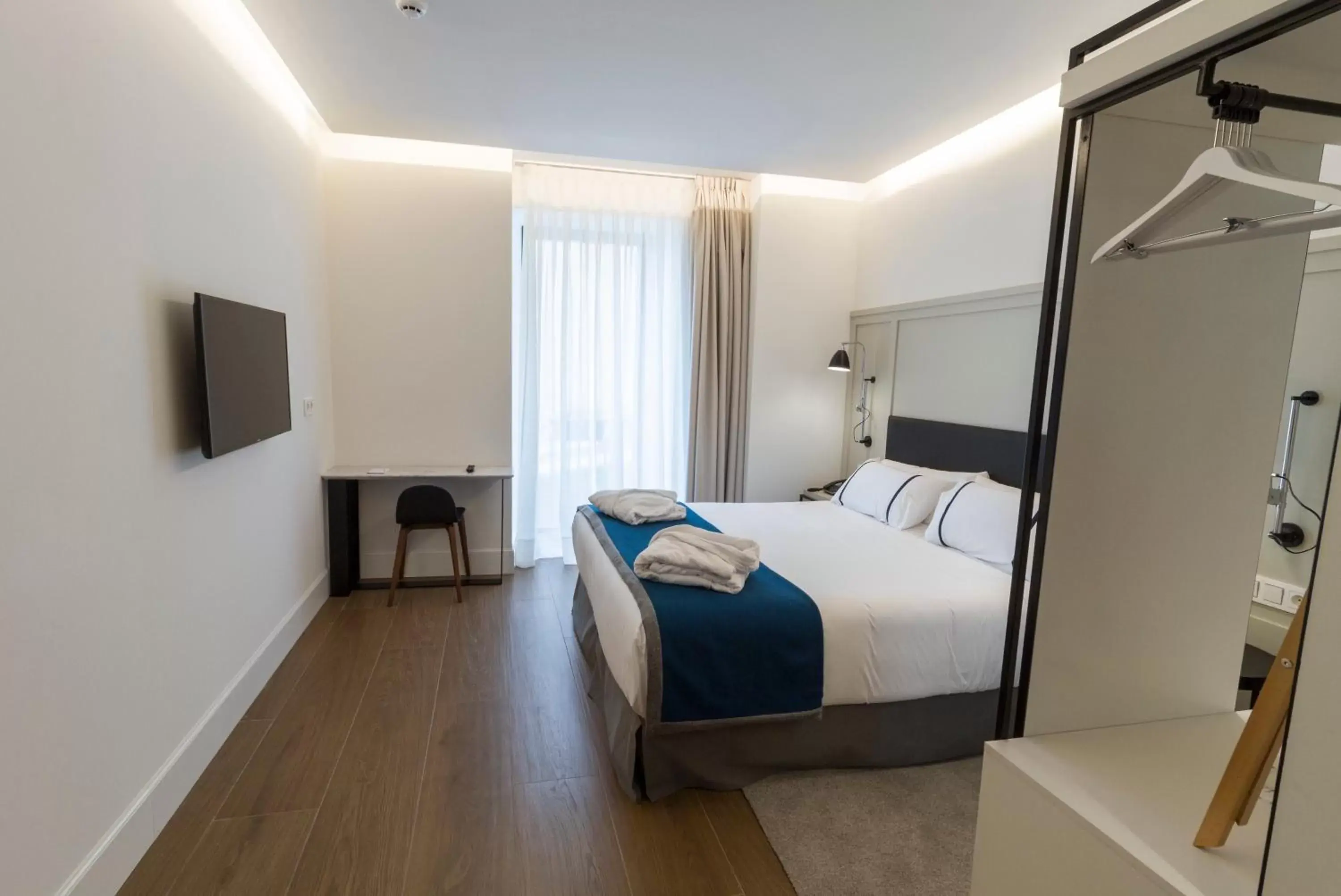 Deluxe Family Room Partial Sea View in Hotel SANSEbay Deluxe Family Room Partial Sea View in Hotel SANSEbay