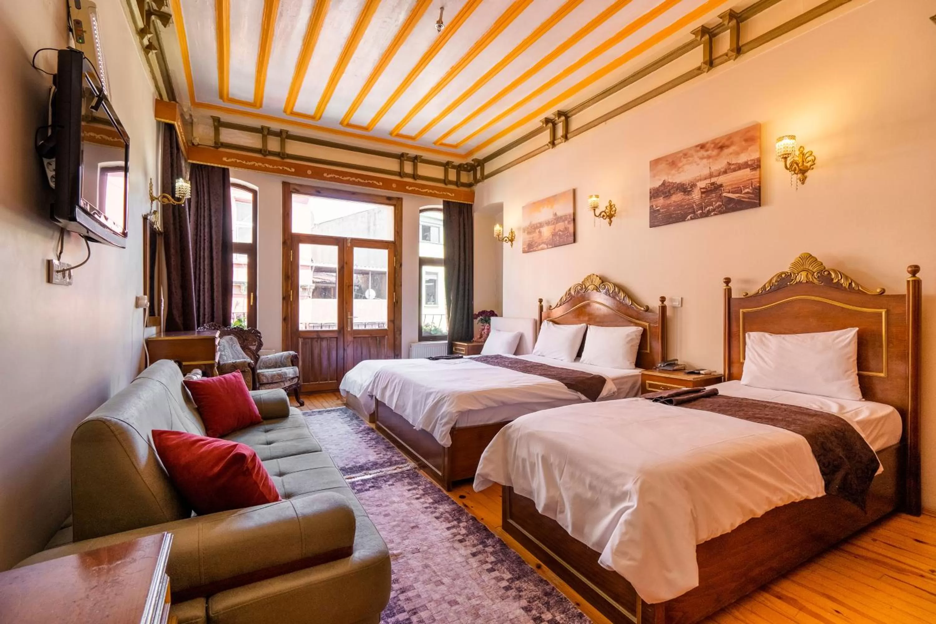 Bed in Hotel Gedikpasa Family