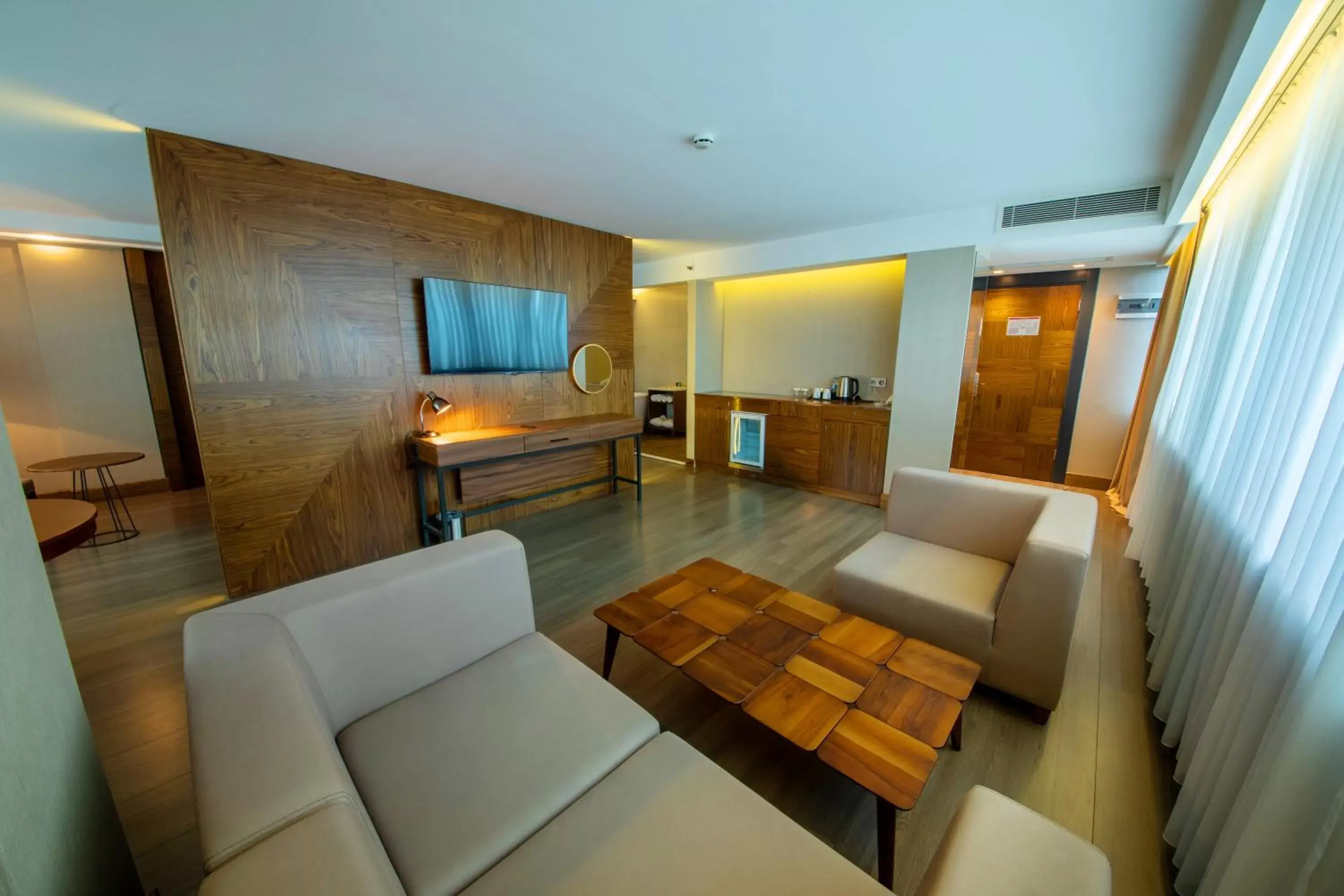 Living room, Seating Area in Ramada Plaza by Wyndham Samsun