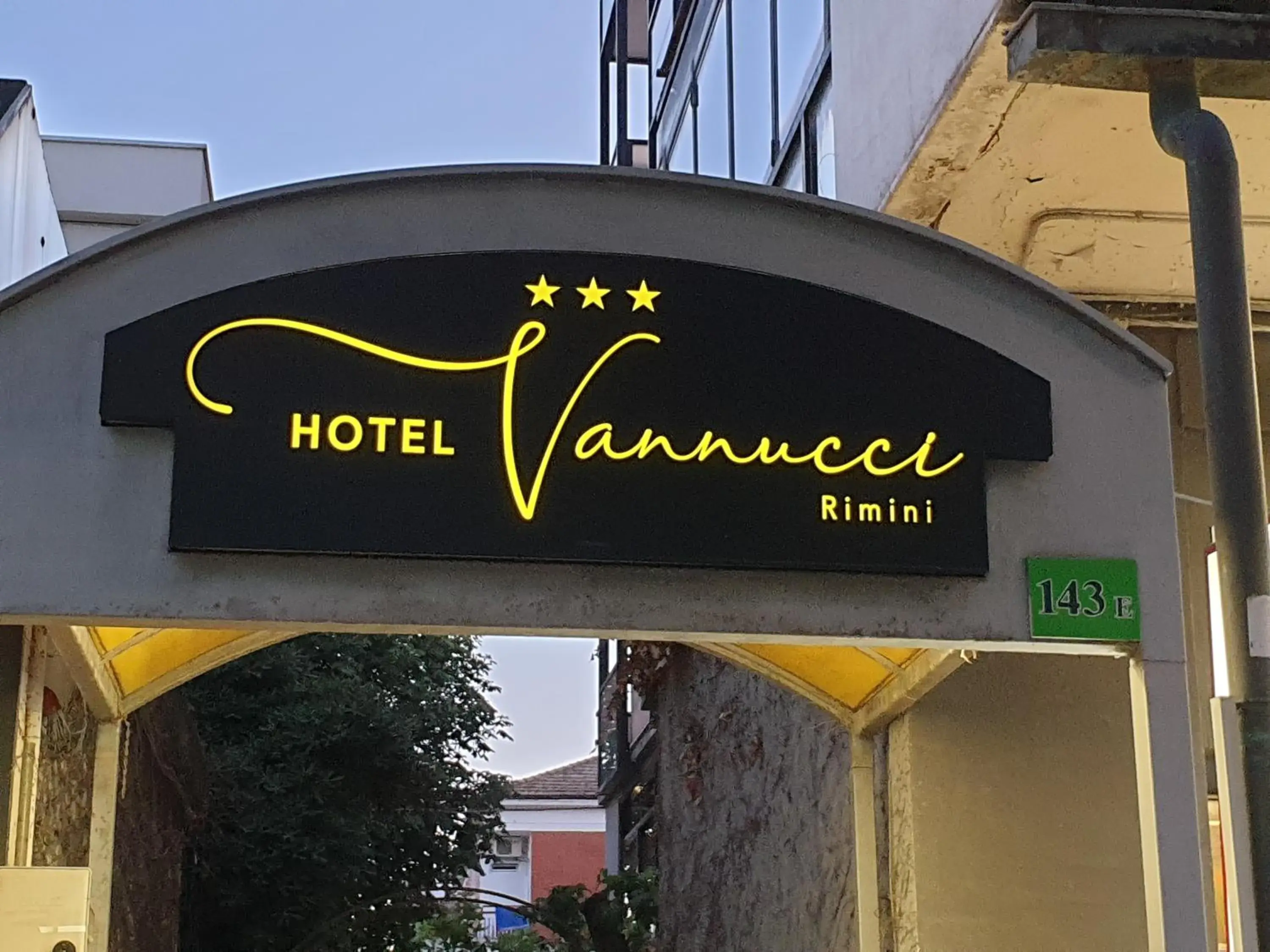 Property logo or sign in Hotel Vannucci