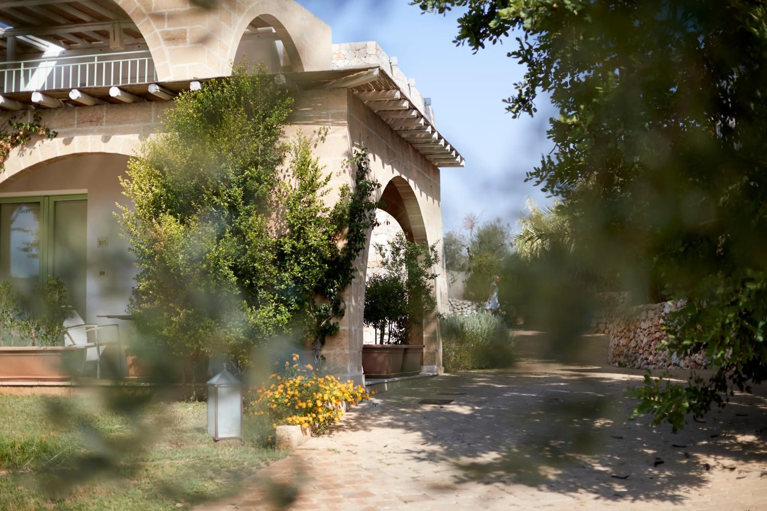 Property building in Montiro' Hotel