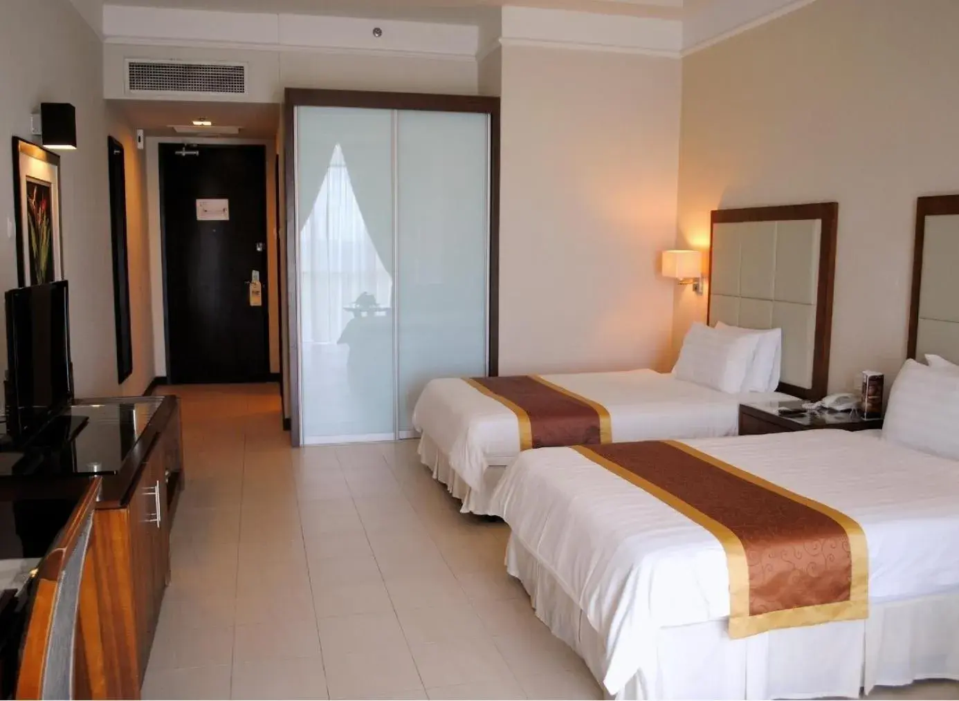 Bed in Nilai Springs Resort Hotel