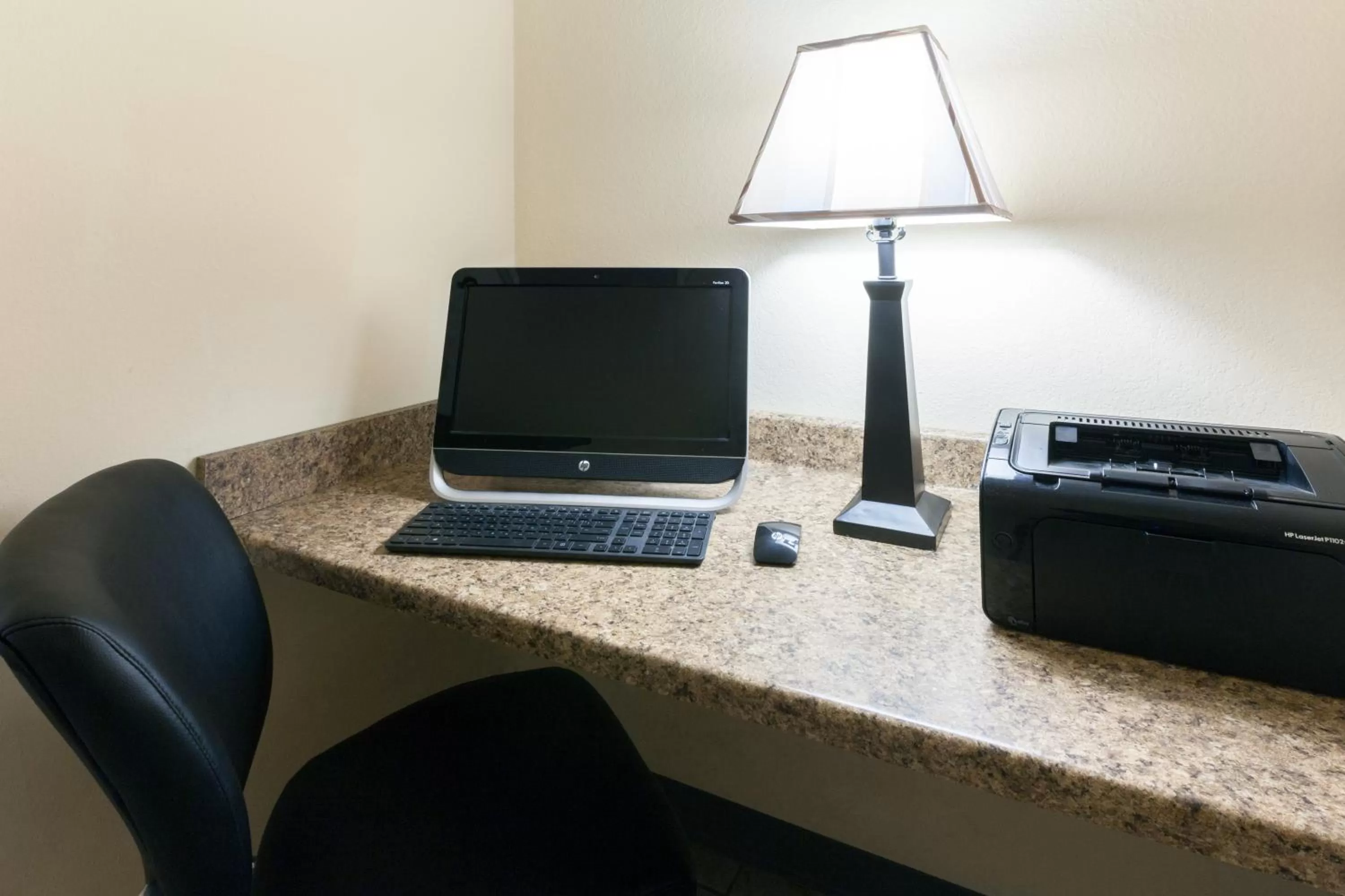 Area and facilities in Super 8 by Wyndham Big Rapids