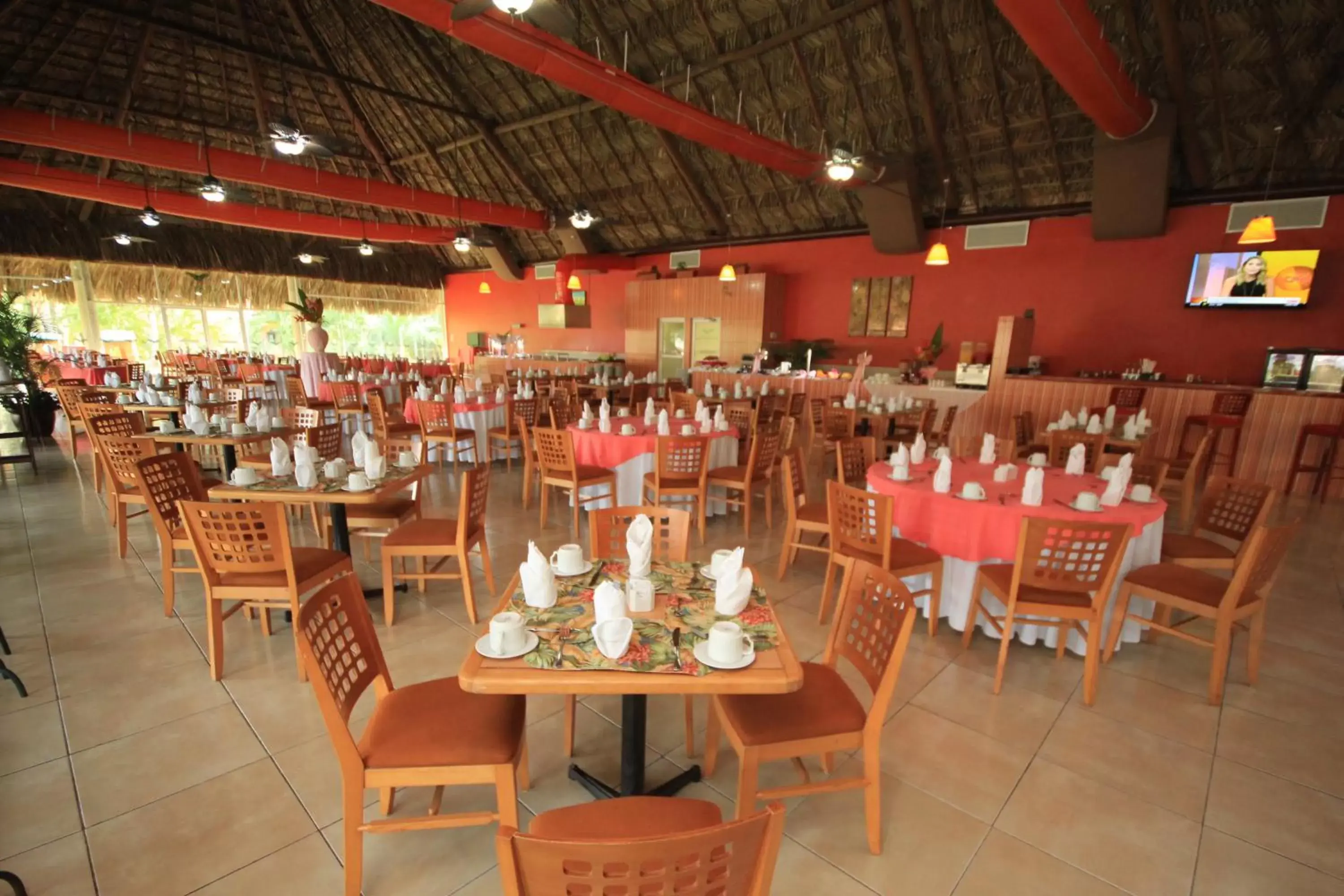 Restaurant/Places to Eat in Hotel Villa Mercedes Palenque