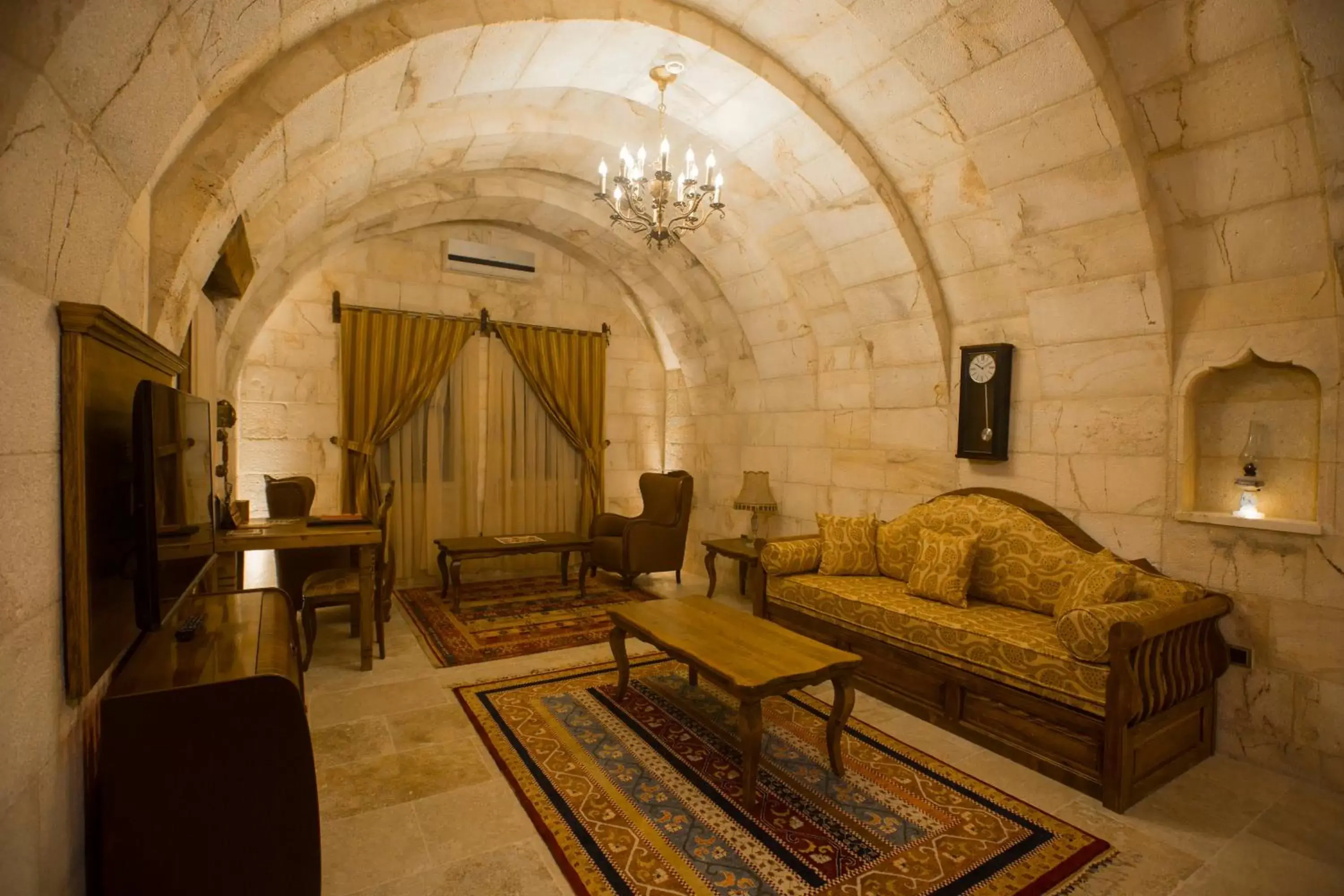 Living room, Lounge/Bar in Kayakapi Premium Caves Cappadocia
