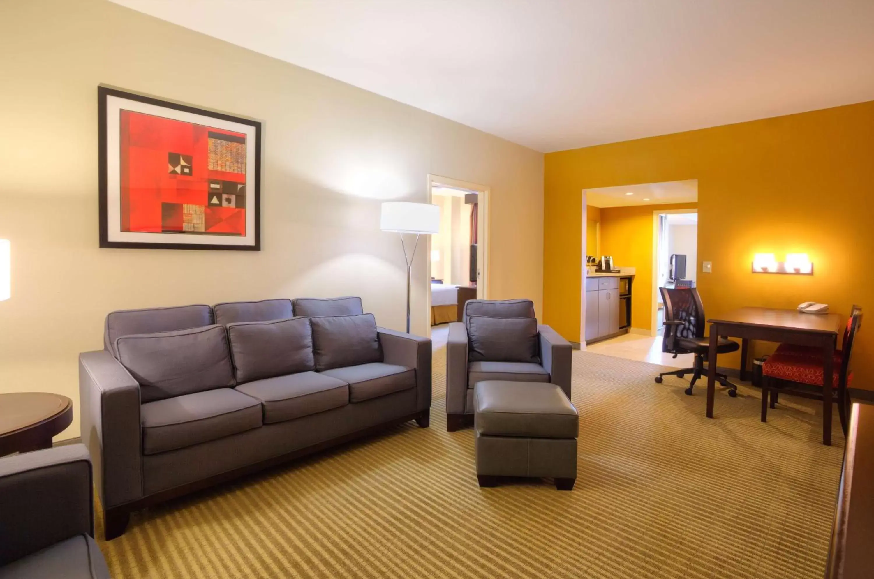 King Suite Accessible with Tub Non-Smoking in Embassy Suites by Hilton Laredo King Suite Accessible with Tub Non-Smoking in Embassy Suites by Hilton Laredo