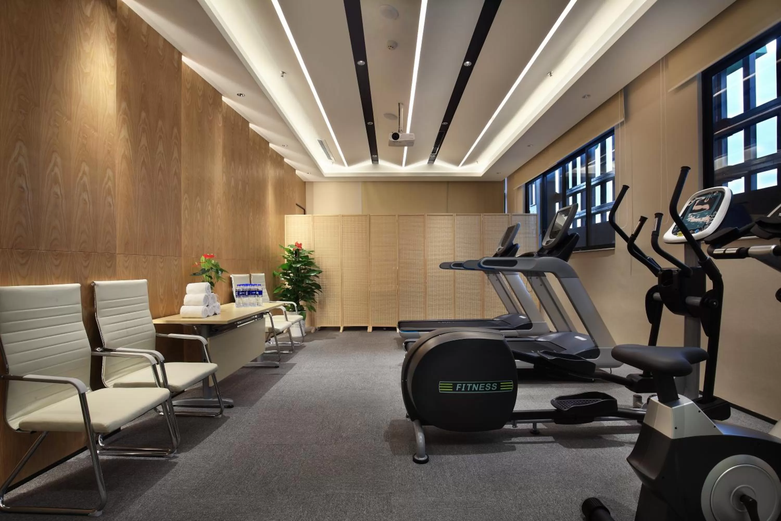 Spa and wellness centre/facilities in Holiday Inn Express Guilin City Center by IHG