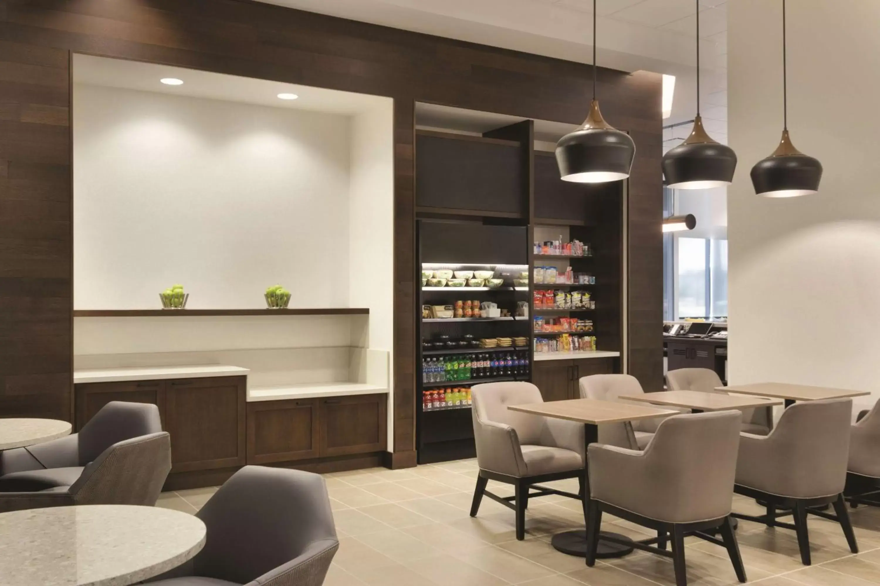 Restaurant/places to eat in Hyatt Place Chicago O'Hare Airport