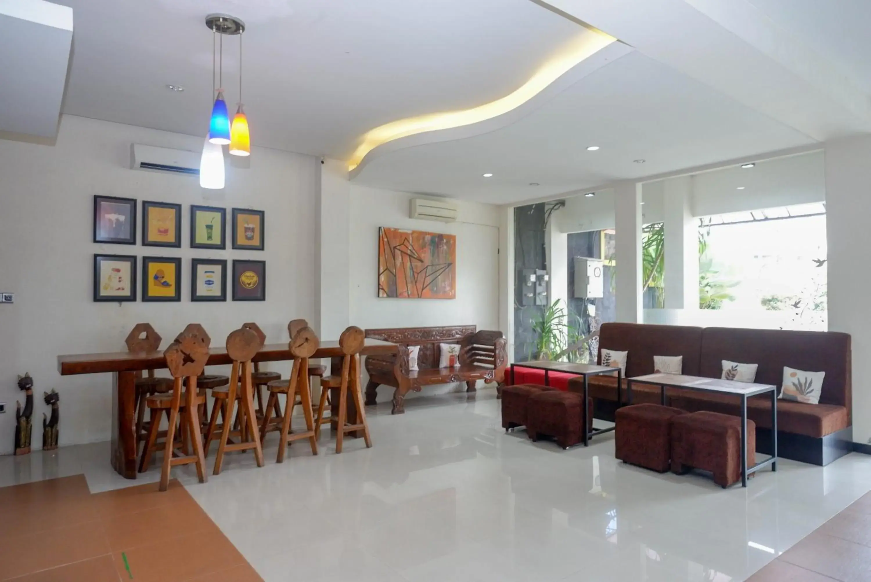 Restaurant/Places to Eat in RedDoorz Syariah At Namira Hotel