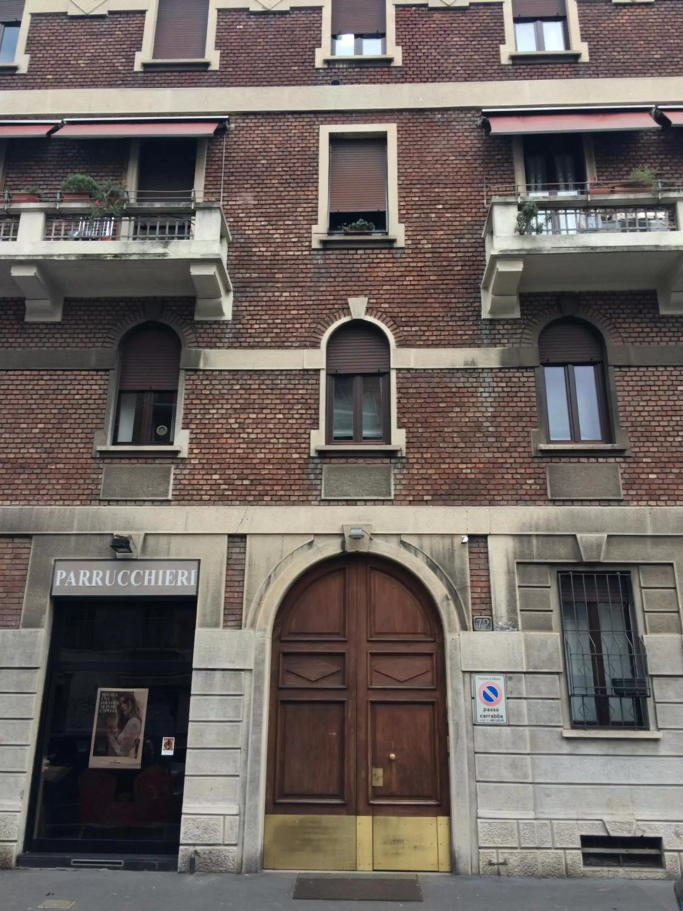 Facade/entrance, Property Building in Tiaré Home Milano