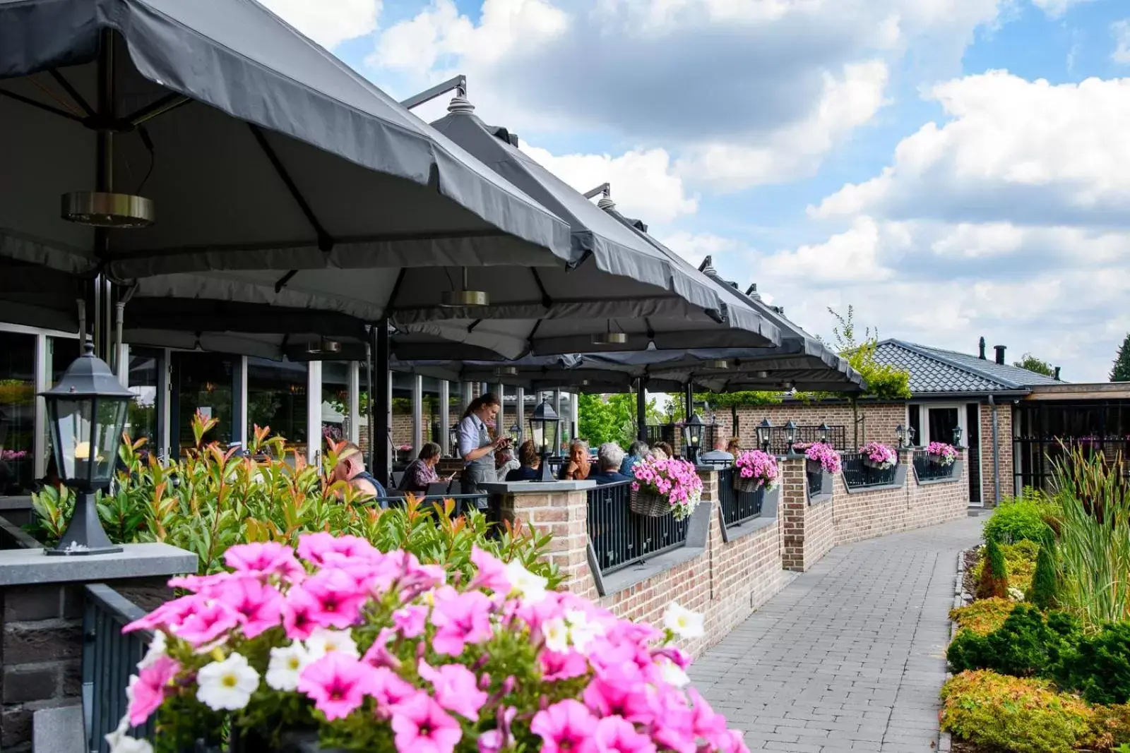 Patio, Restaurant/Places to Eat in Maashof