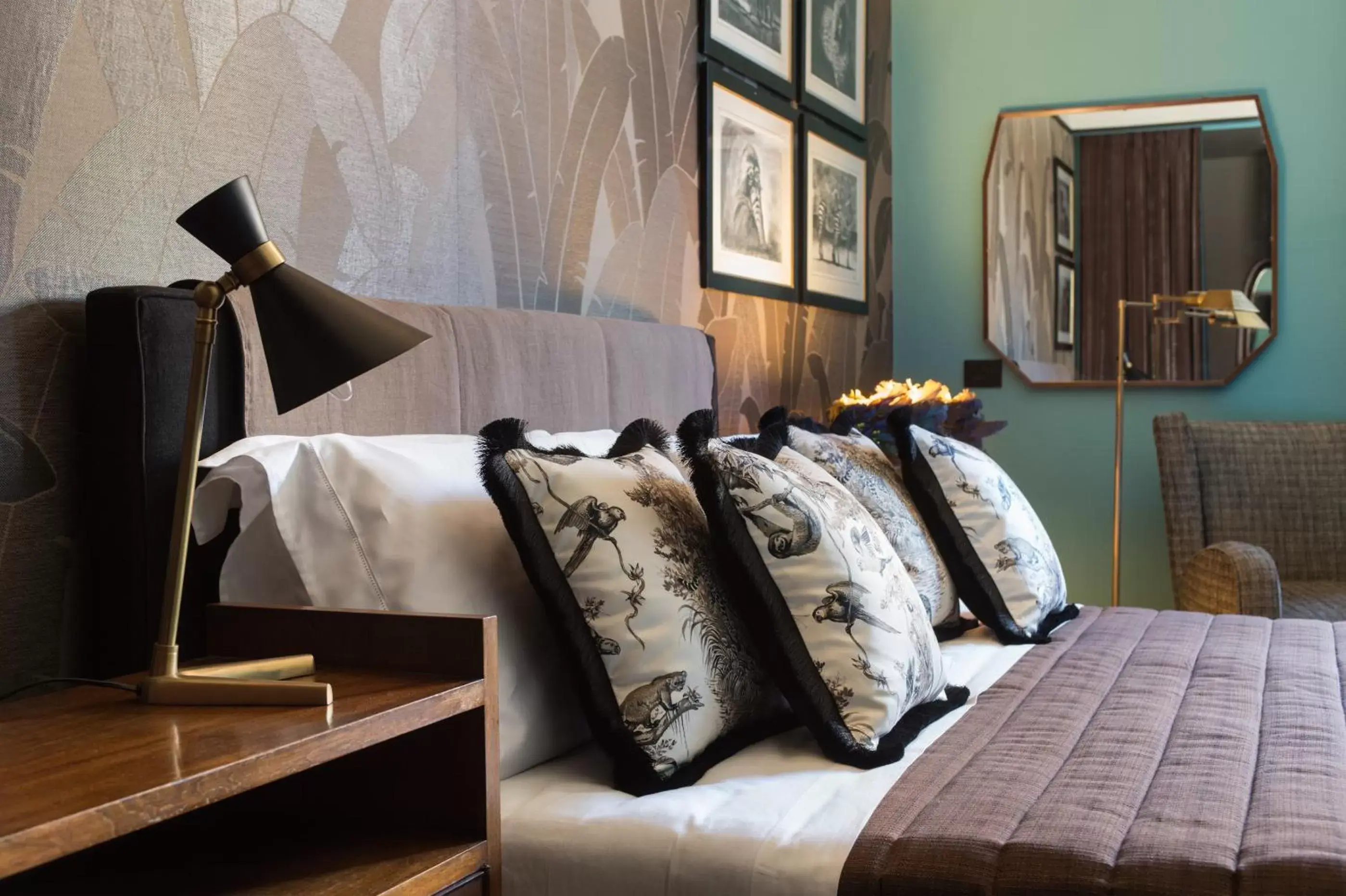 Decorative detail, Room Photo in Velona's Jungle Luxury Suites