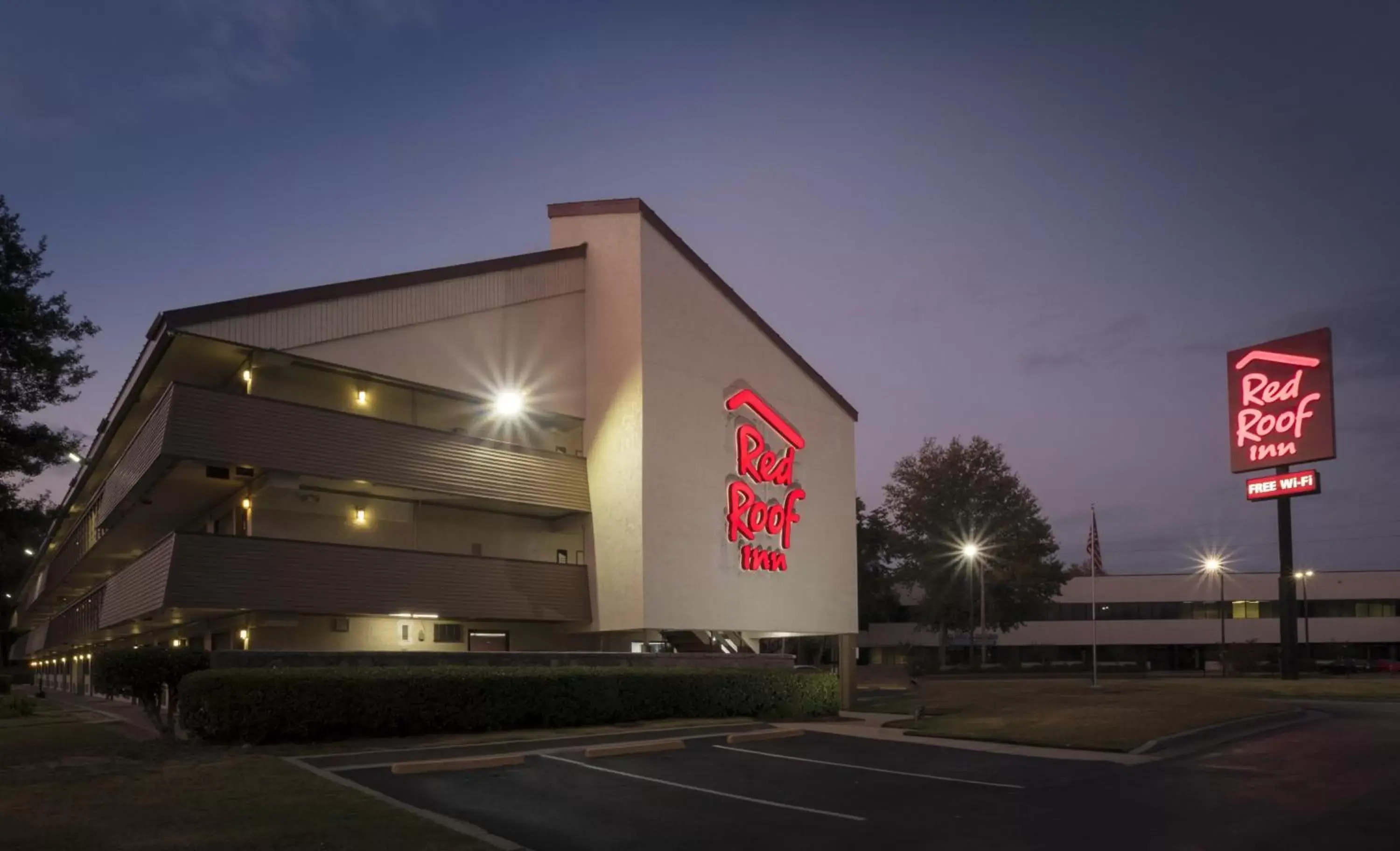 Property building, Facade/Entrance in Red Roof Inn Atlanta-Norcross