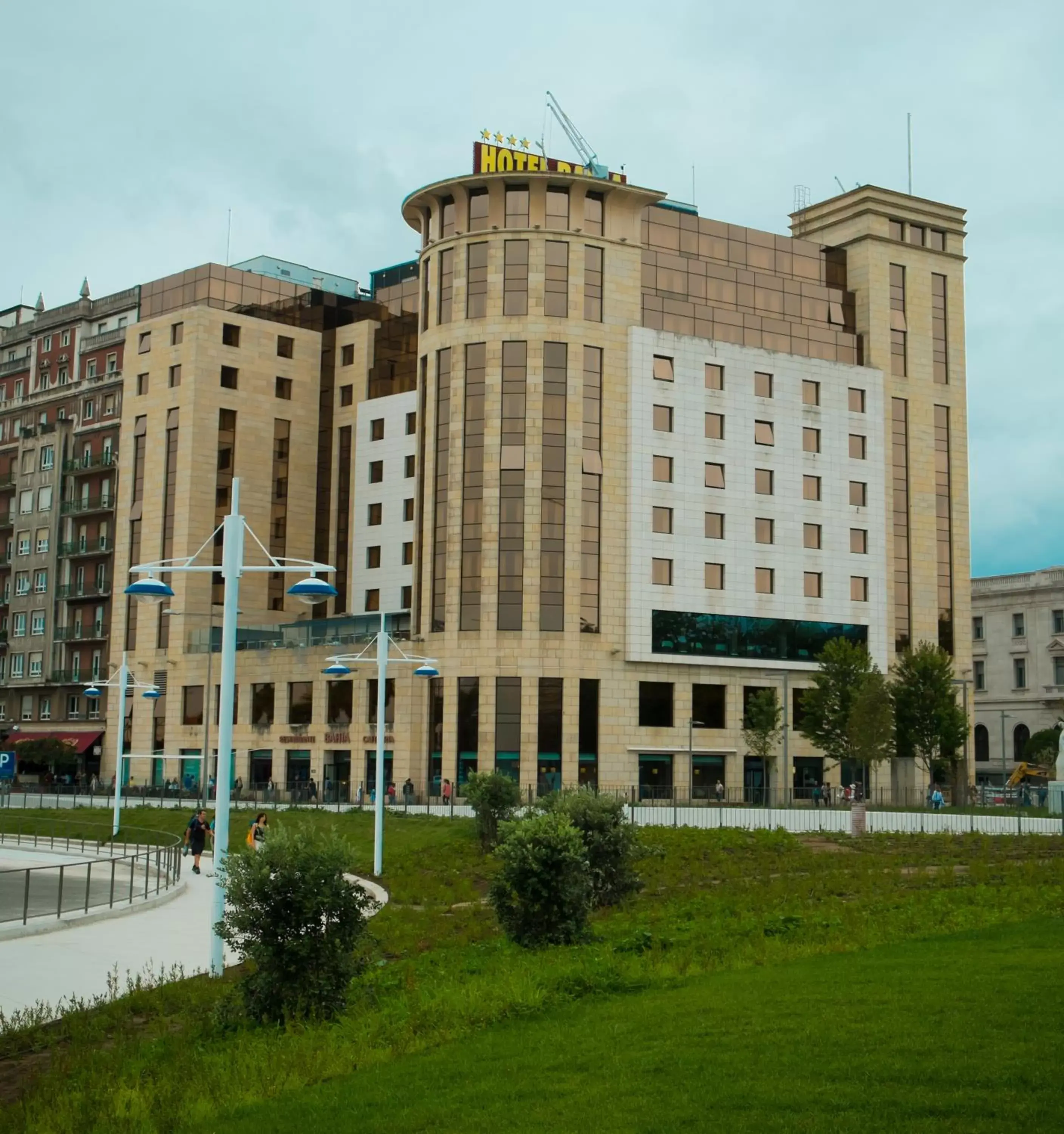 Property Building in Hotel Bahía