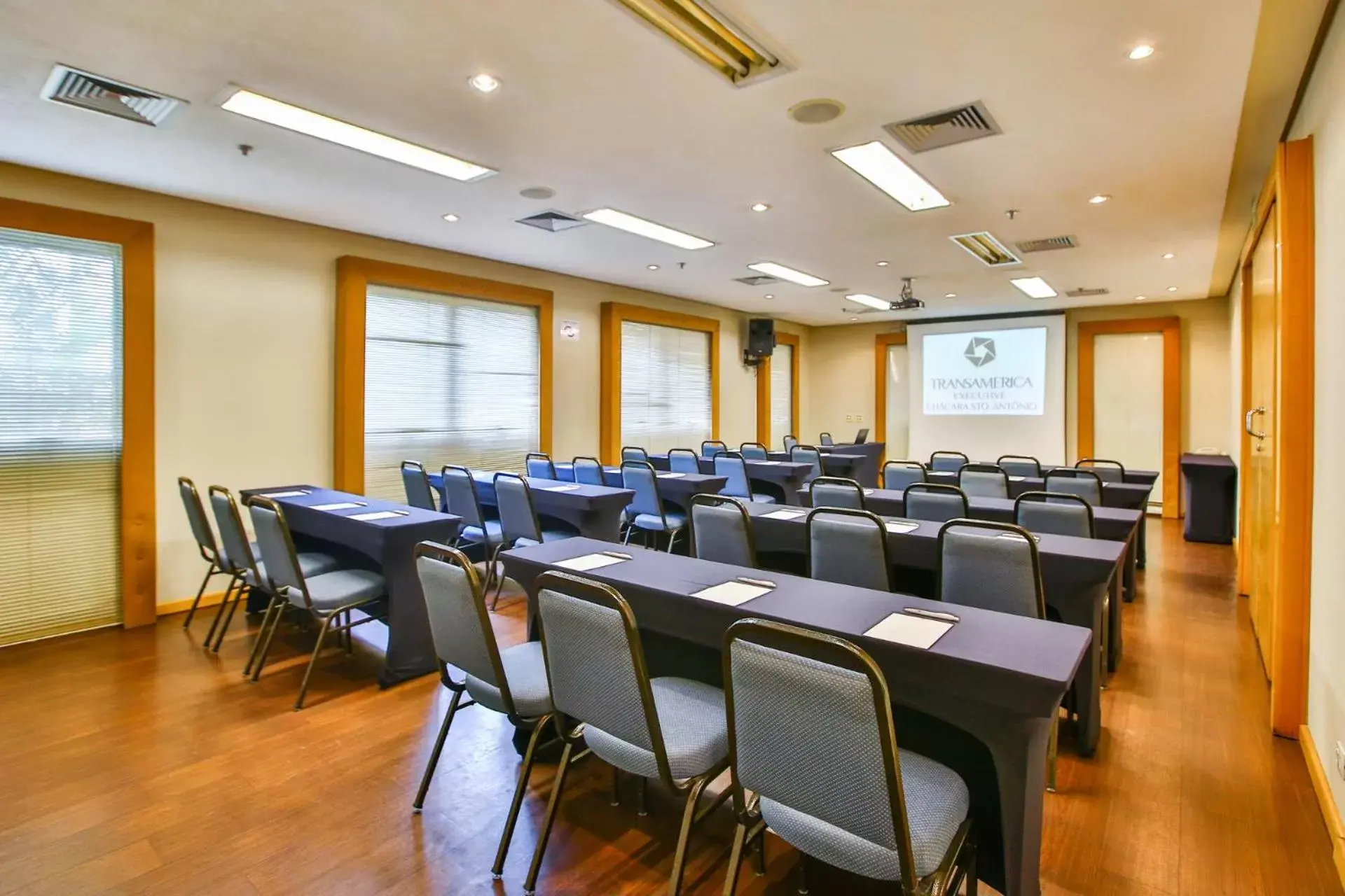 Meeting/conference room in Transamerica Executive Chácara Santo Antônio