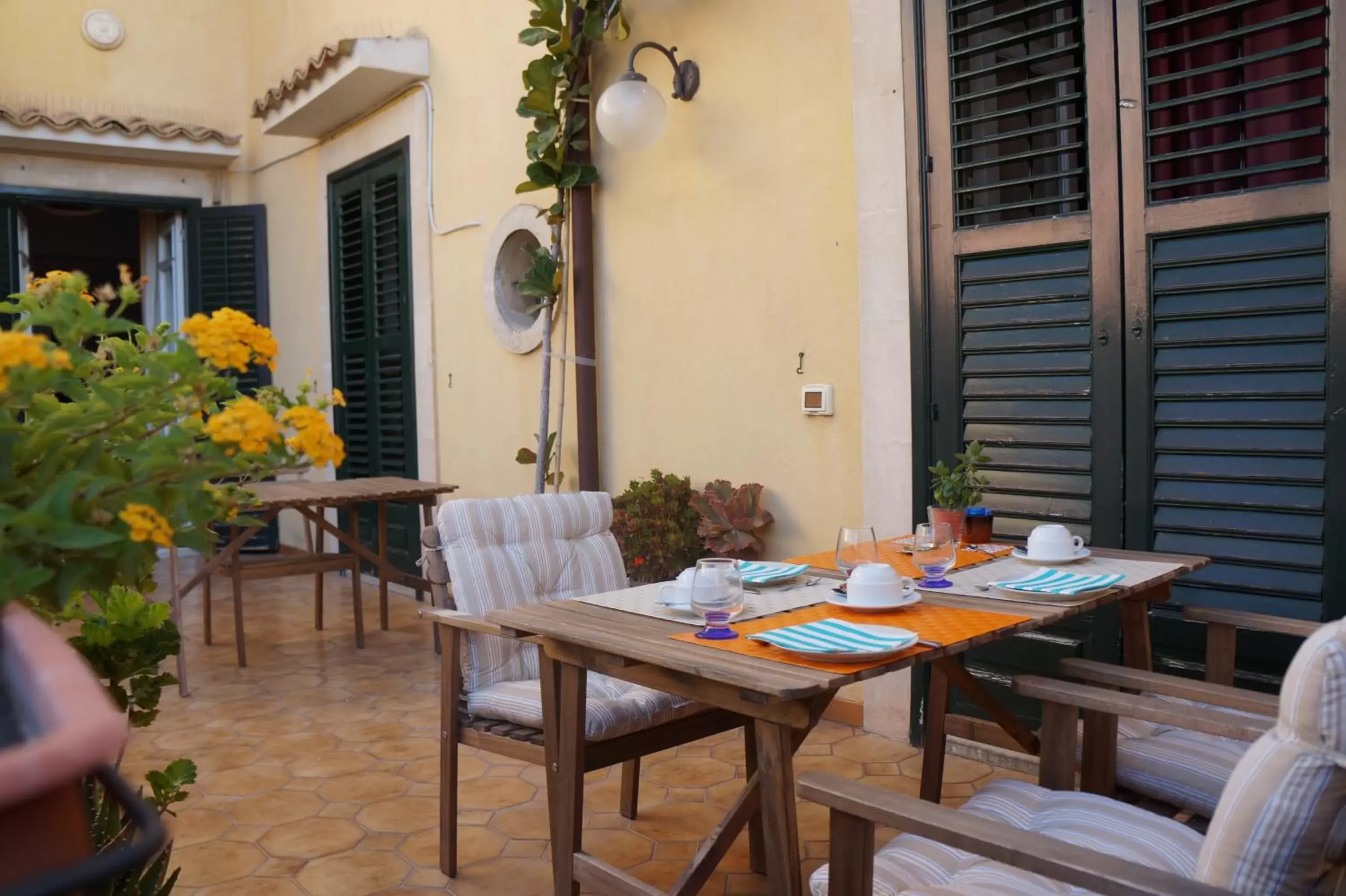 Balcony/Terrace, Dining Area in Risveglio Ibleo