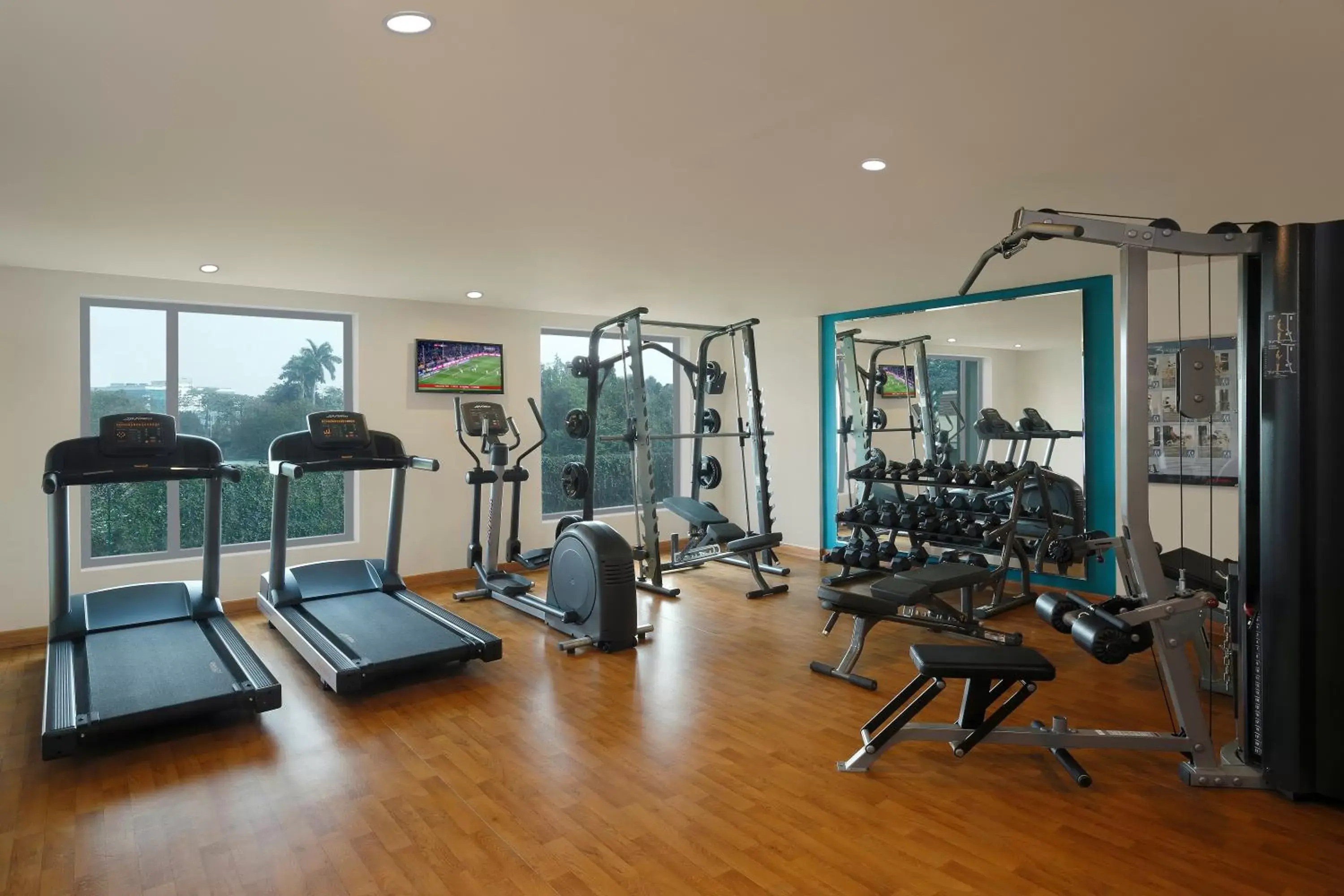 Fitness centre/facilities, Fitness Center/Facilities in Holiday Inn Express Kolkata Airport, an IHG Hotel