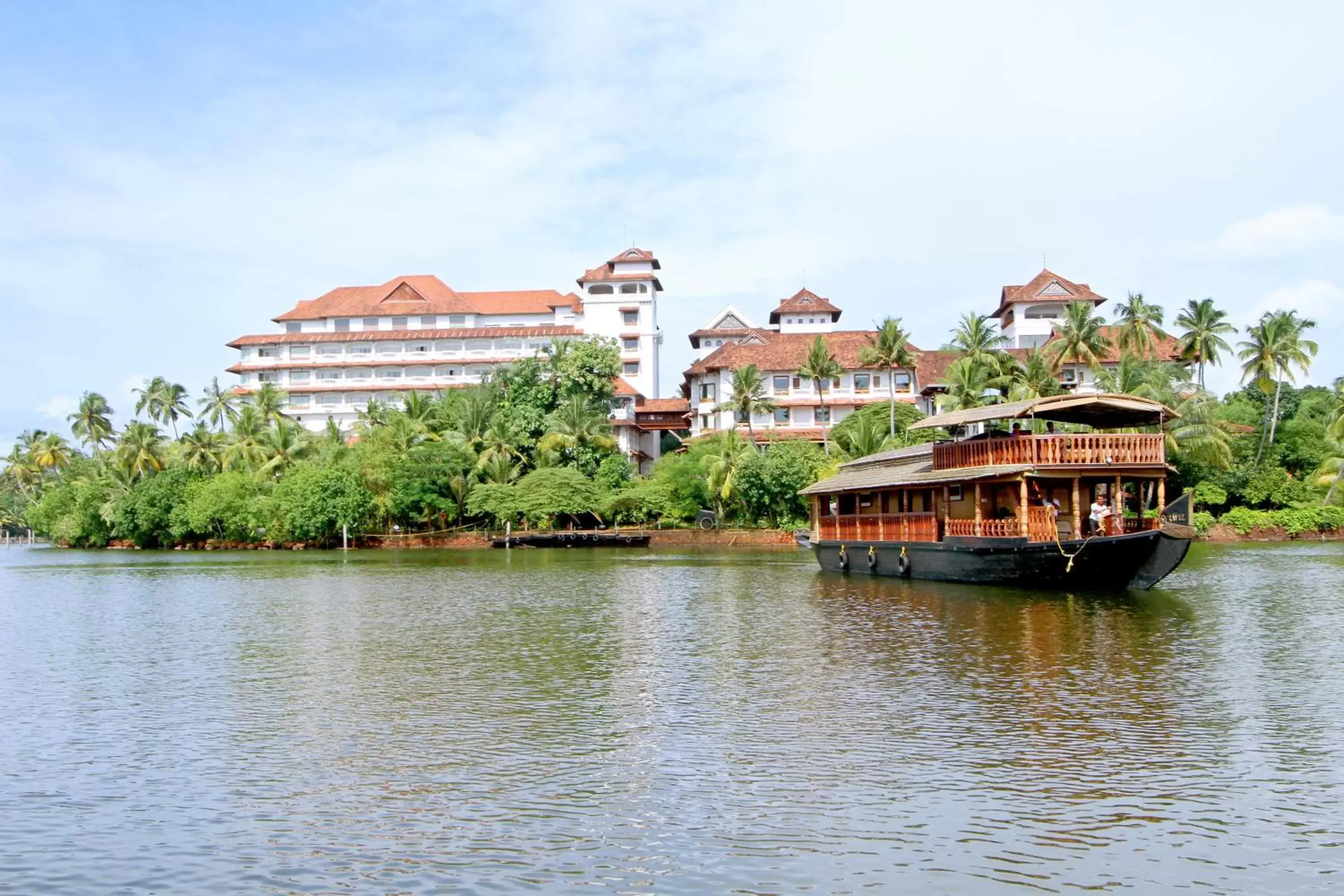 Area and facilities in The Leela Ashtamudi, A Raviz Hotel