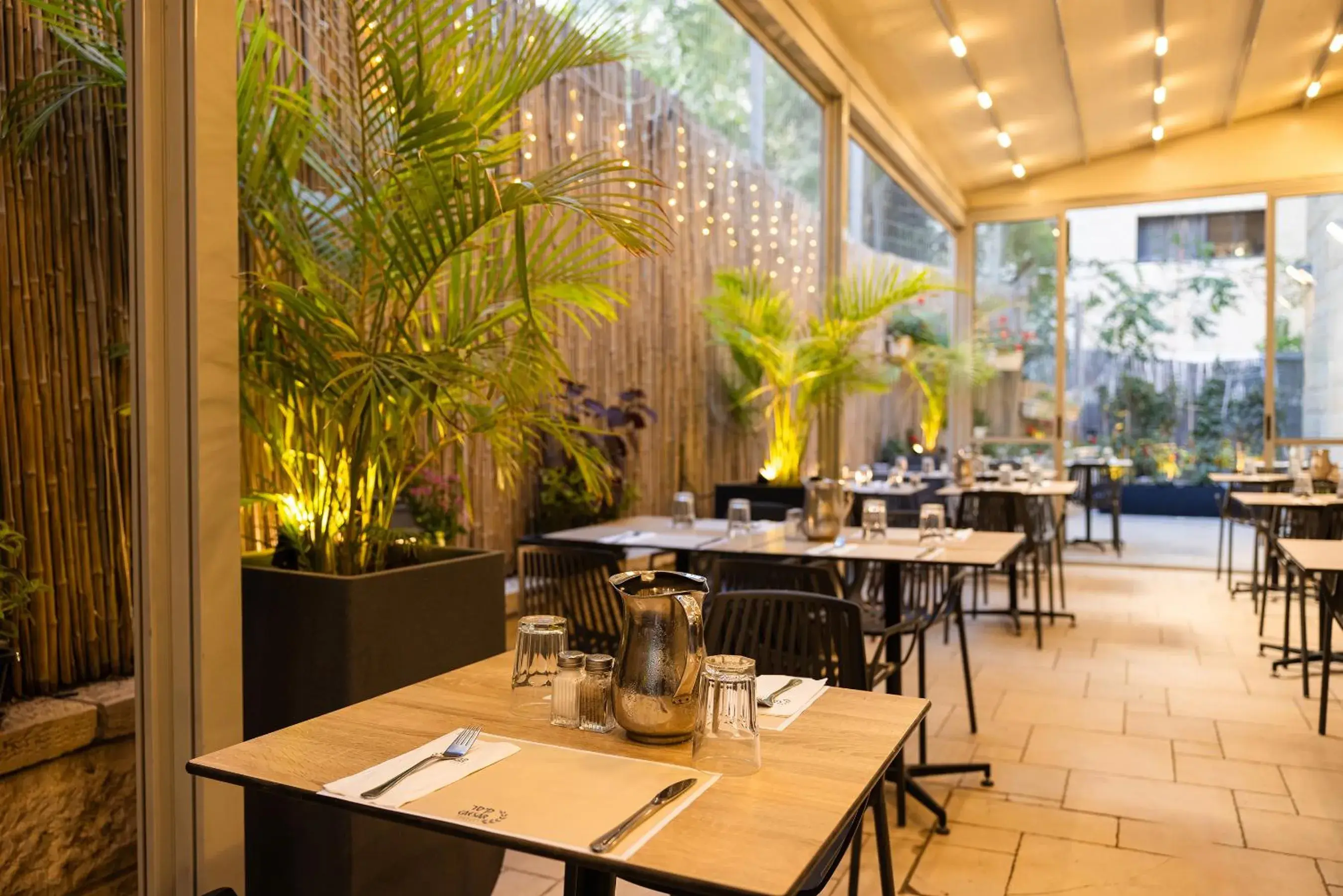 Dining area, Restaurant/Places to Eat in Caesar Premier Jerusalem Hotel