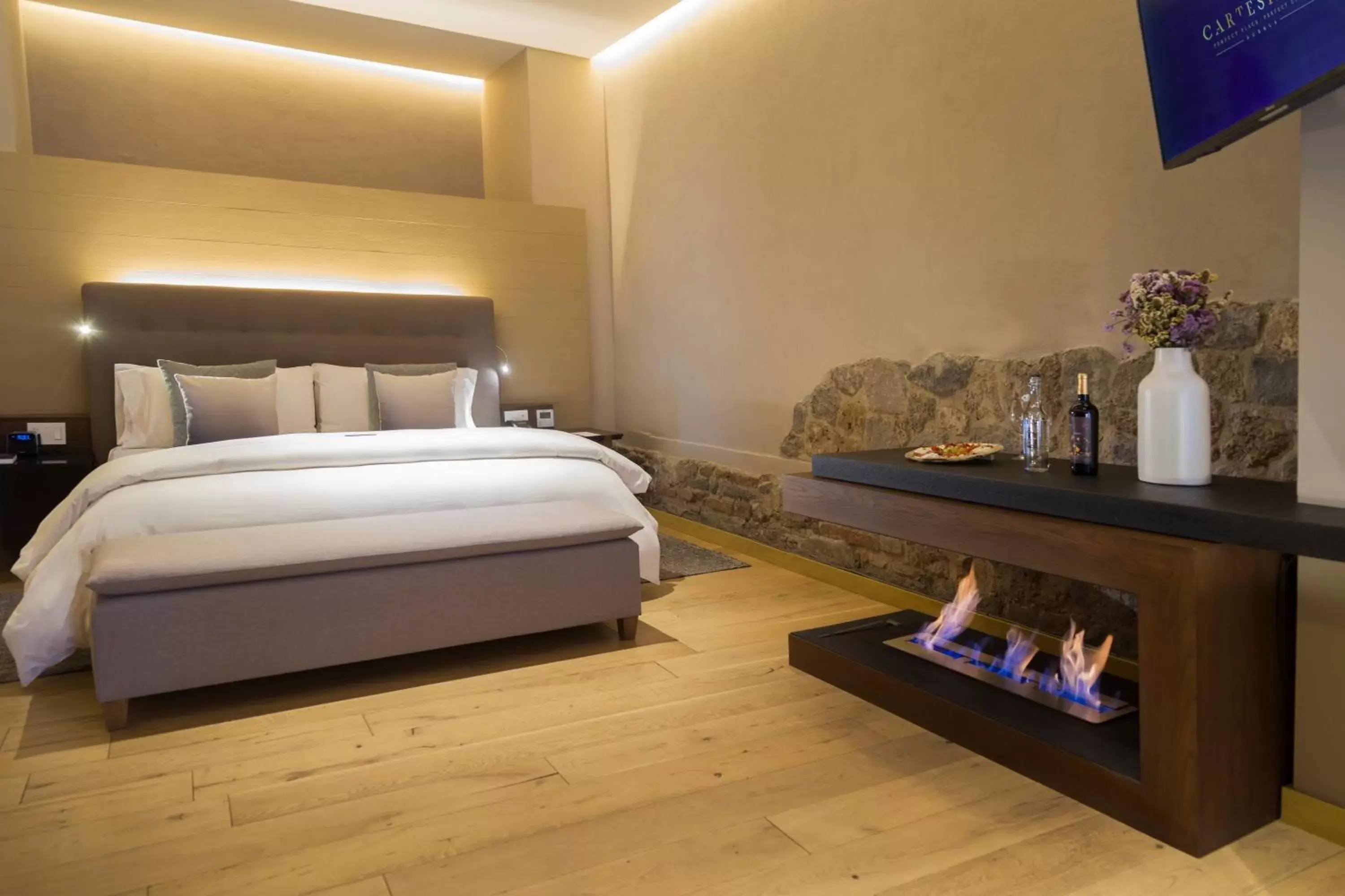 Bed in Cartesiano Boutique & Wellness Hotel