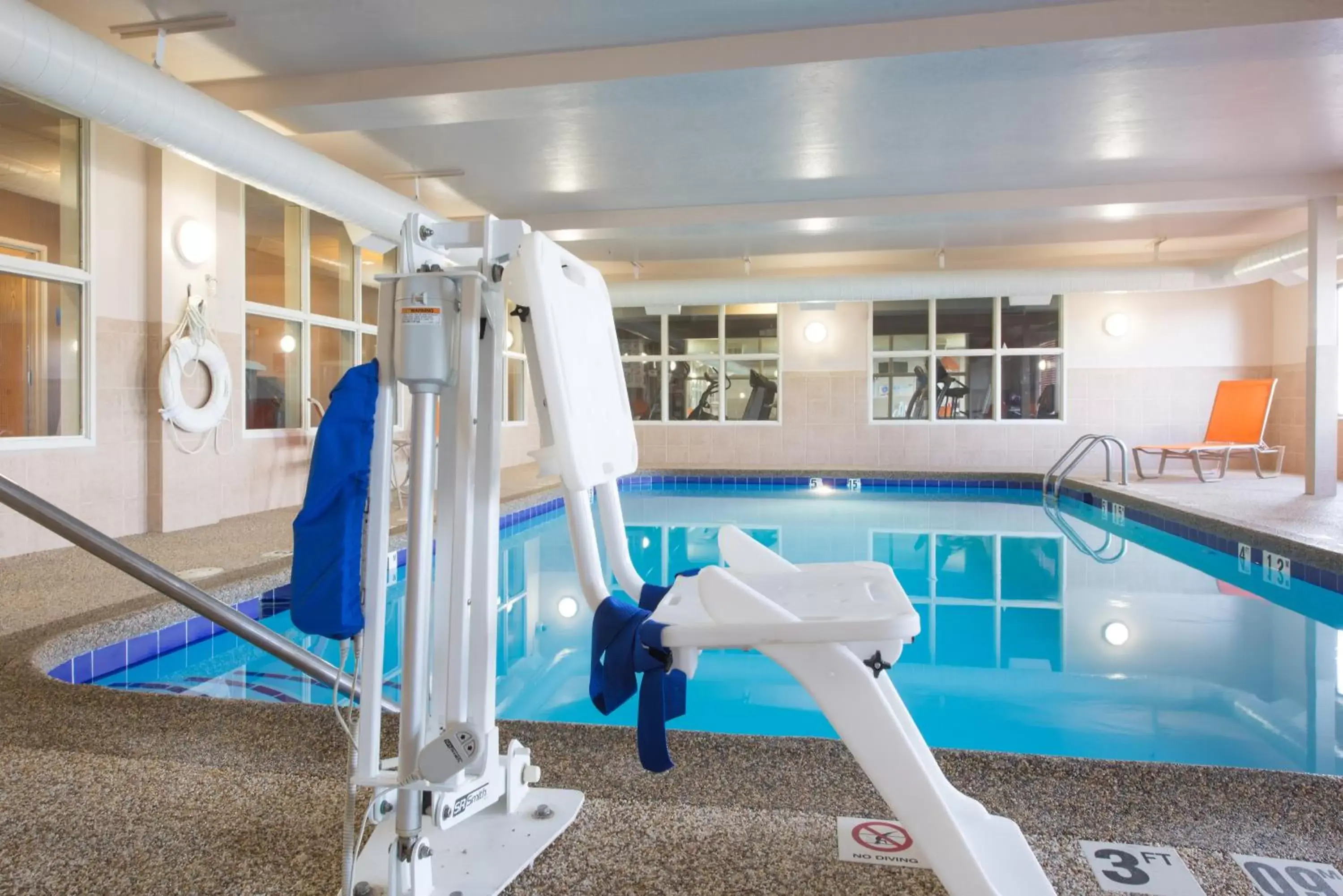 Swimming Pool in Holiday Inn Express & Suites Douglas, an IHG Hotel