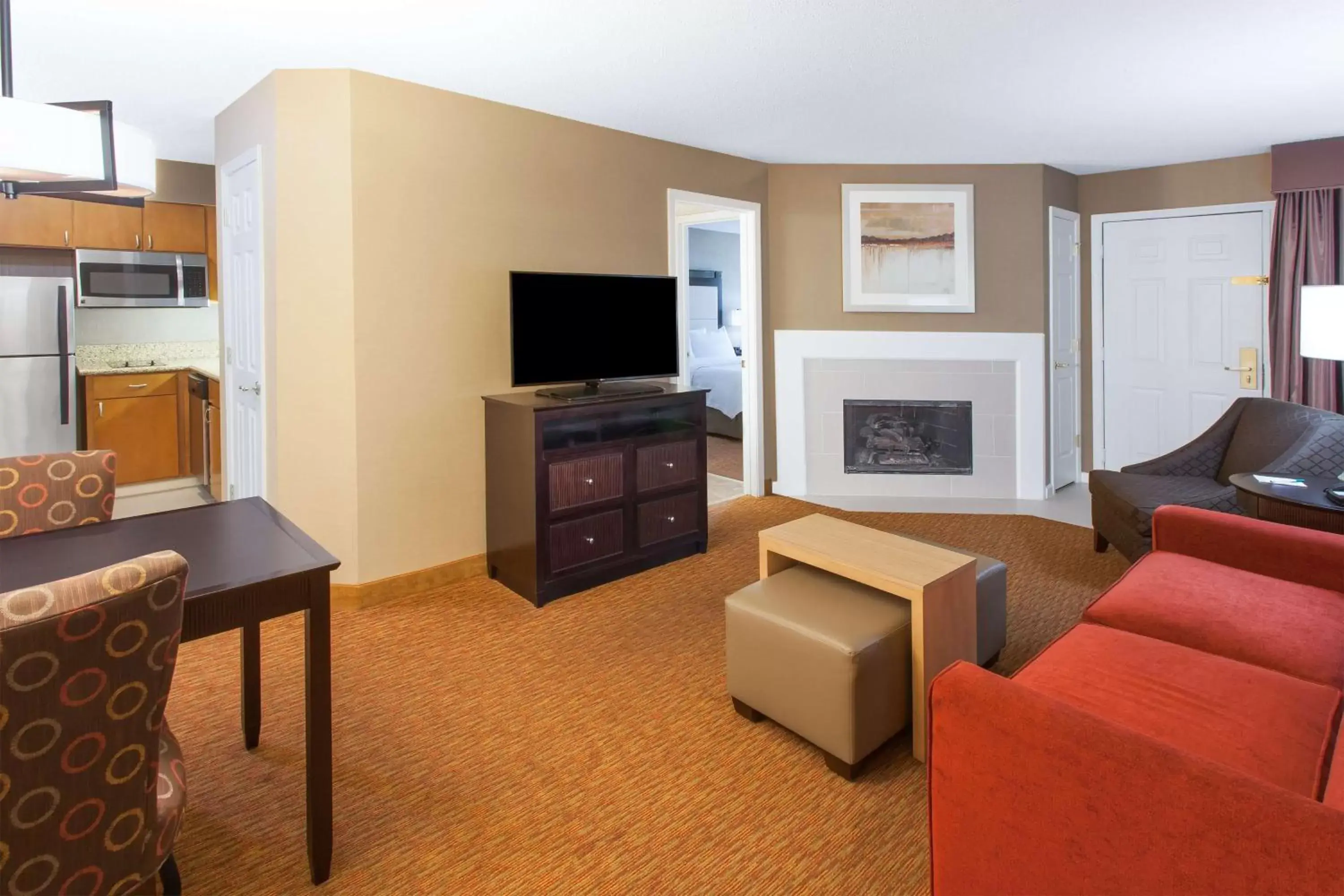 Living room, TV/Entertainment Center in Homewood Suites Lafayette