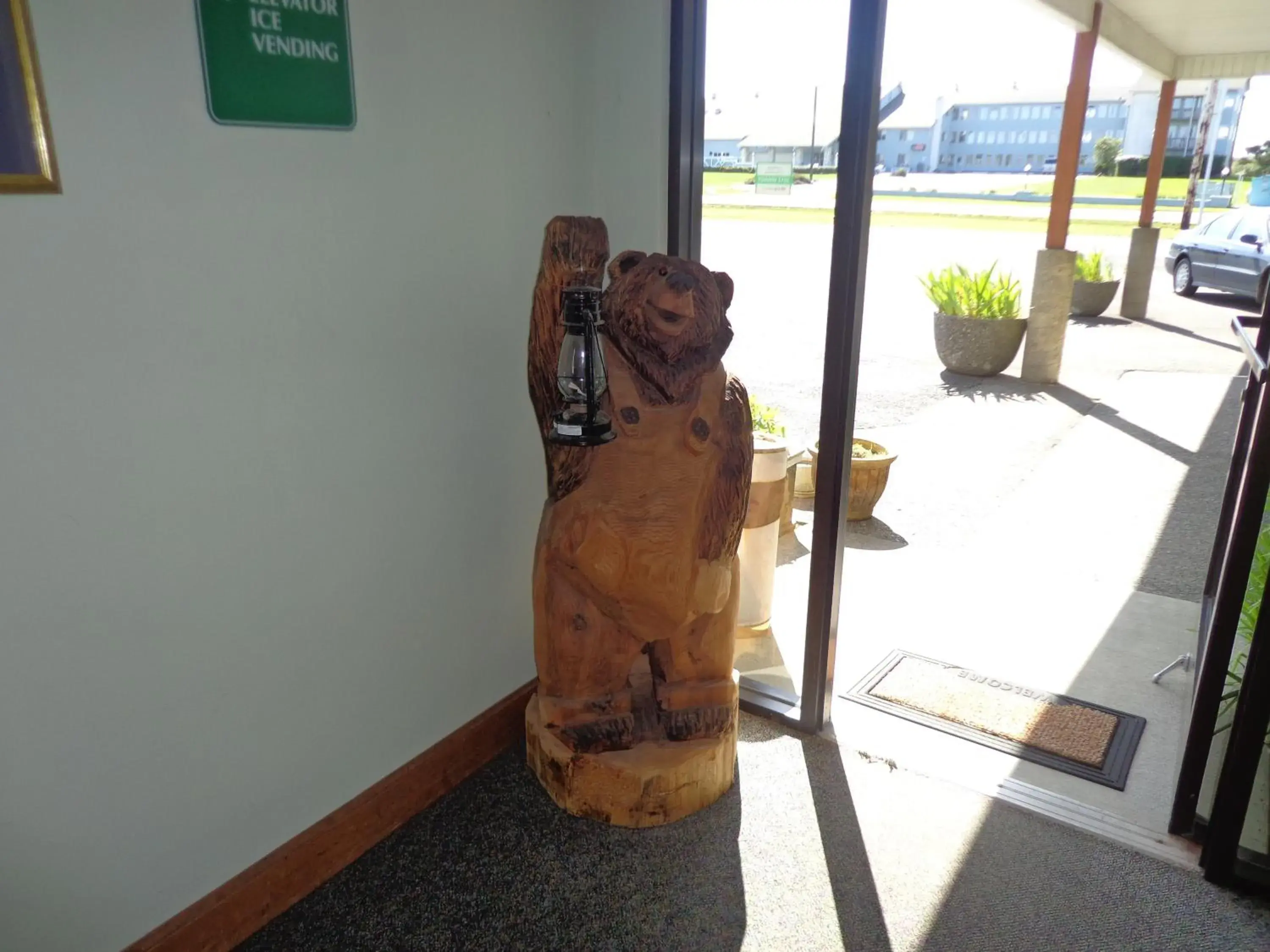 Facade/entrance in Ocean Shores Inn & Suites Facade/entrance in Ocean Shores Inn & Suites