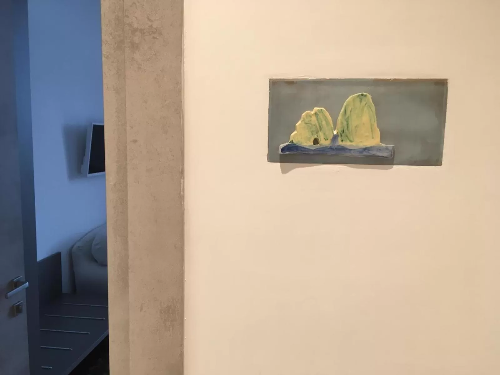 Decorative detail, TV/Entertainment Center in Specchio di Parthenope B&B