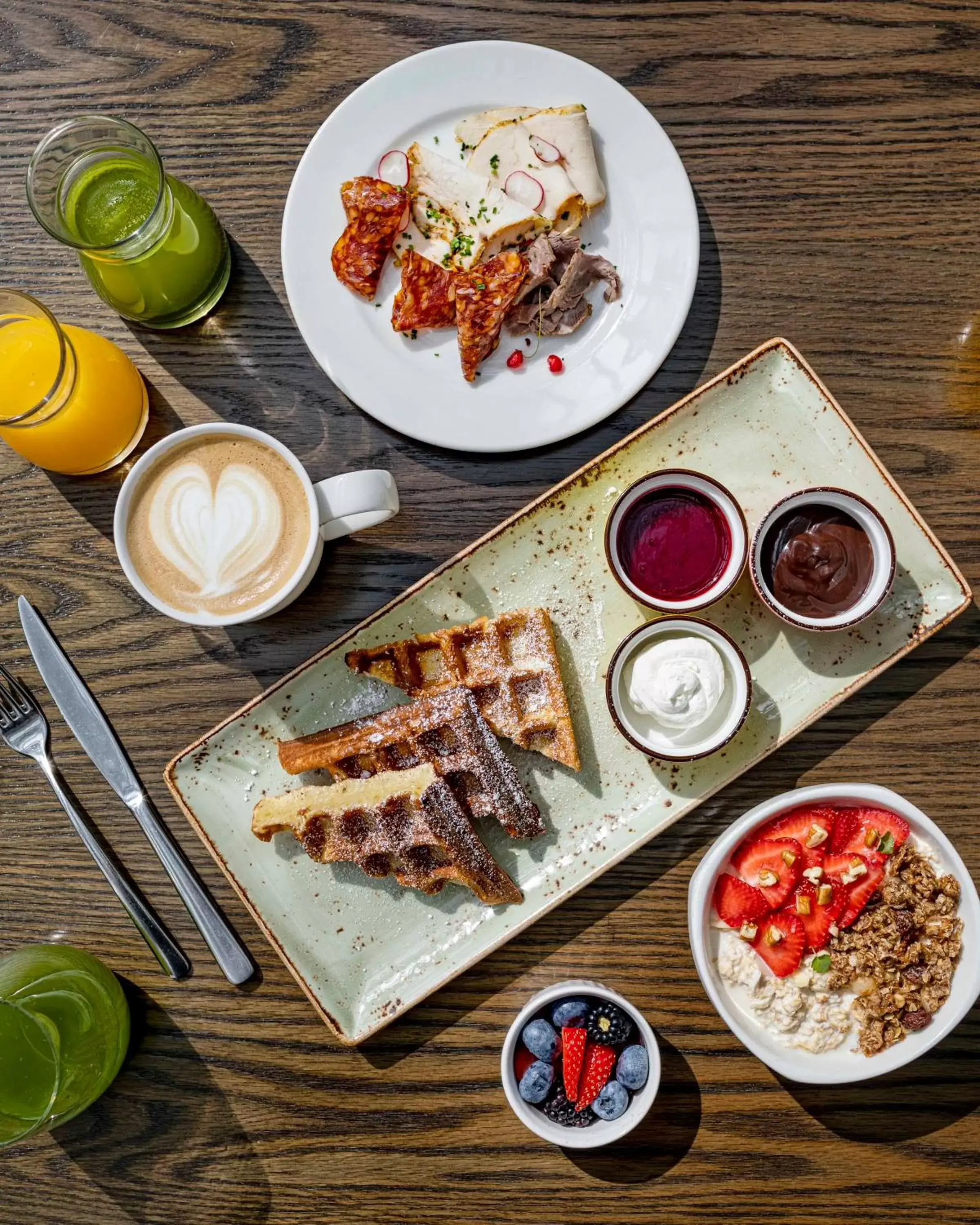 Restaurant/places to eat in Hyatt Regency Oryx Doha Restaurant/places to eat in Hyatt Regency Oryx Doha