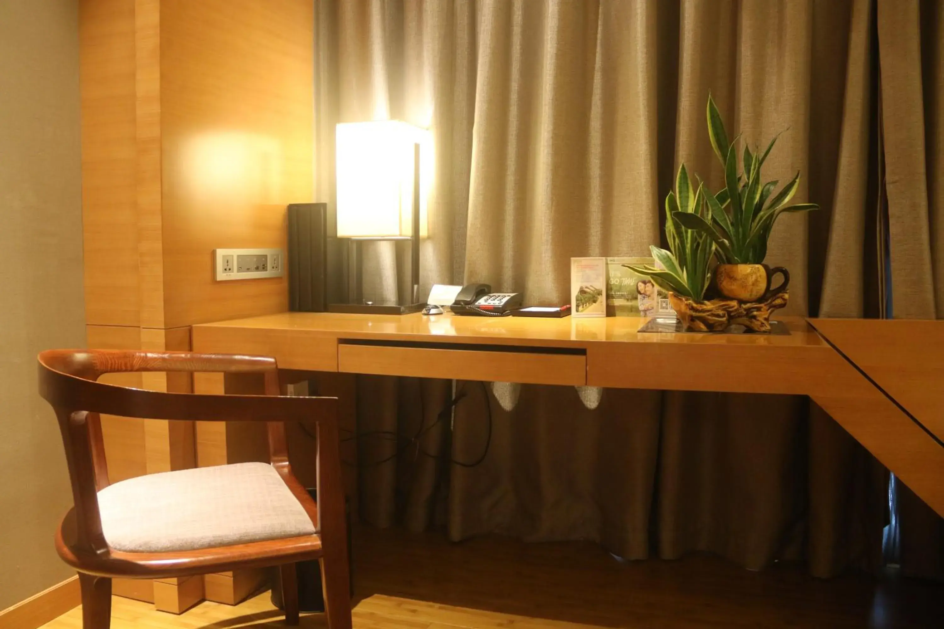 Area and facilities in HUALUXE Yangjiang City Center, an IHG Hotel