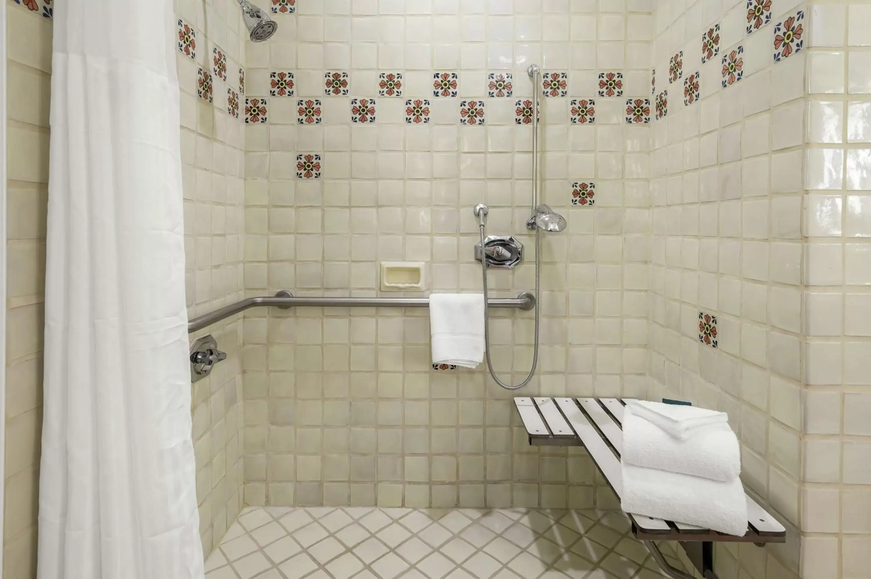 Bathroom in La Quinta Resort & Club, Curio Collection