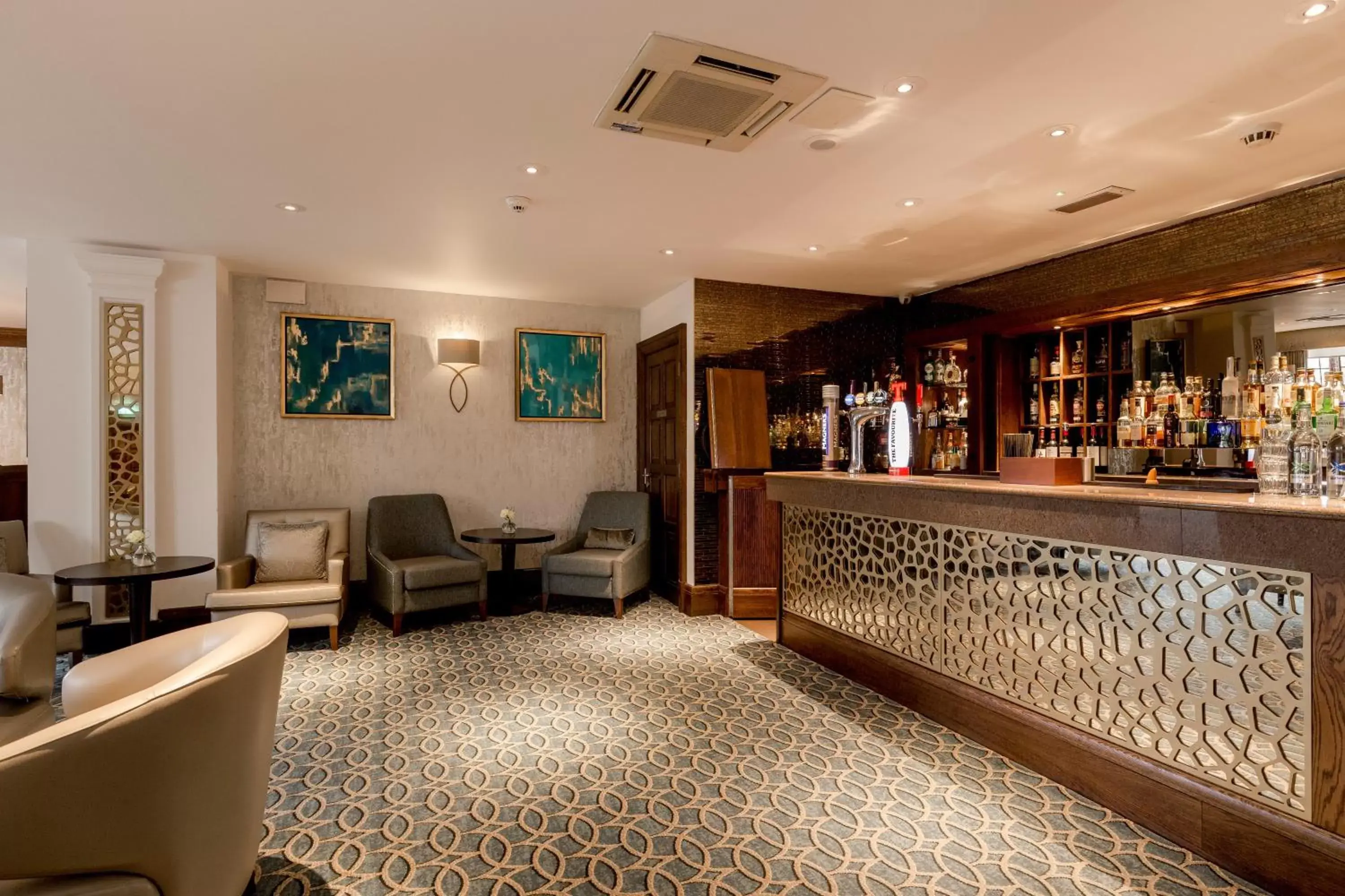 Lounge or bar, Lounge/Bar in Western House Hotel
