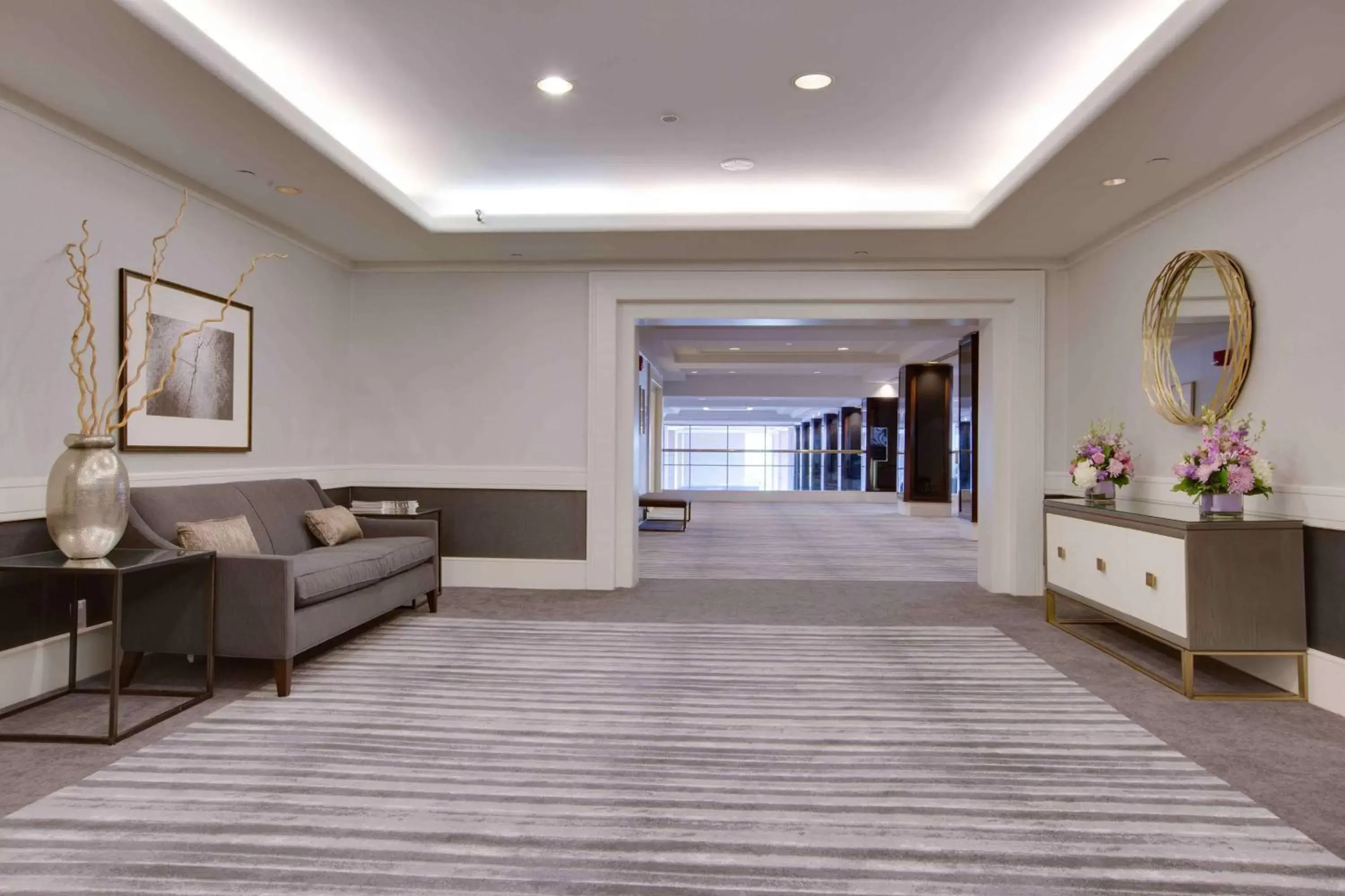Meeting/conference room, Lobby/Reception in Hilton Newark Airport