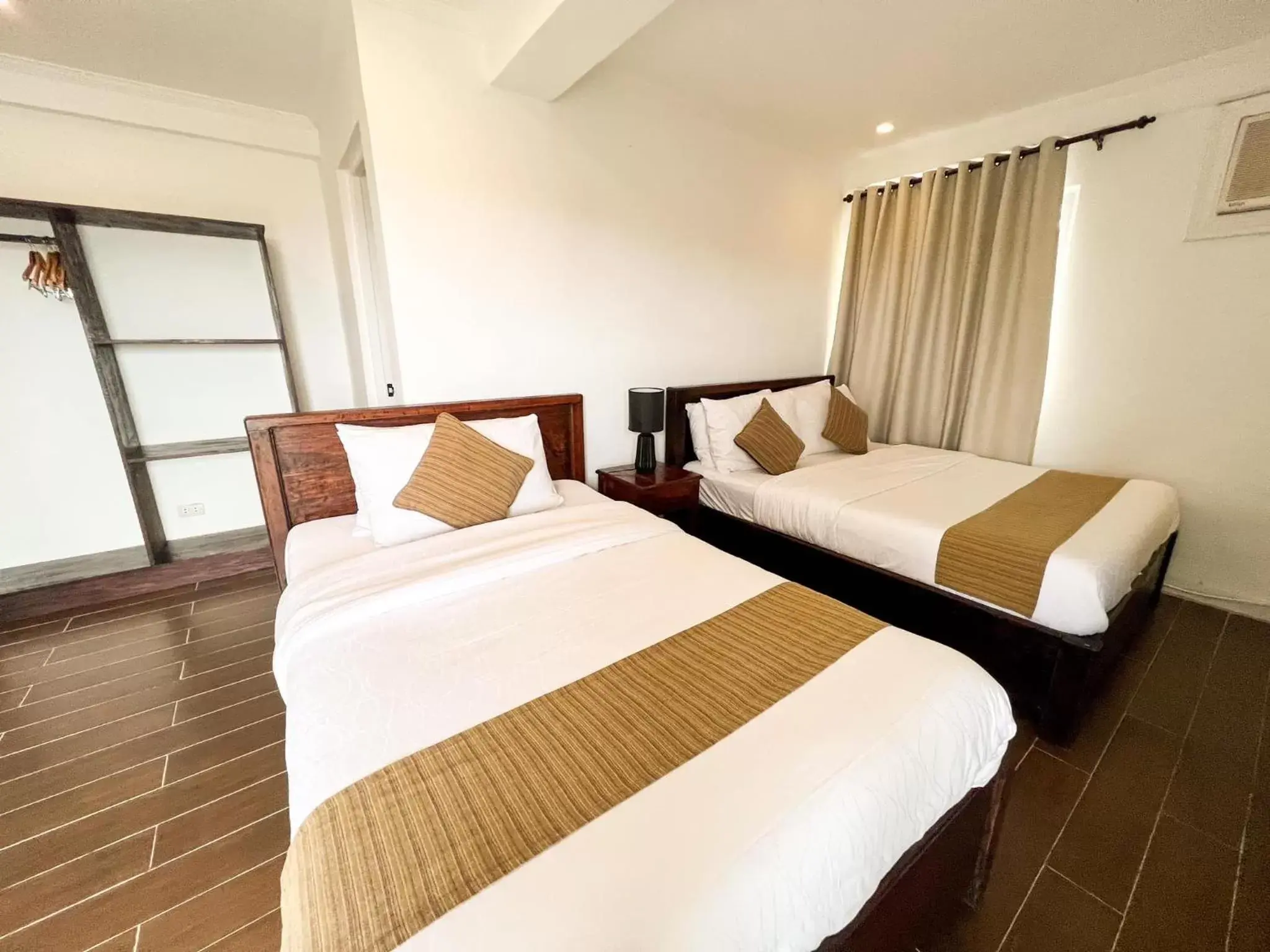Bedroom, Bed in Vela Terraces Hotel