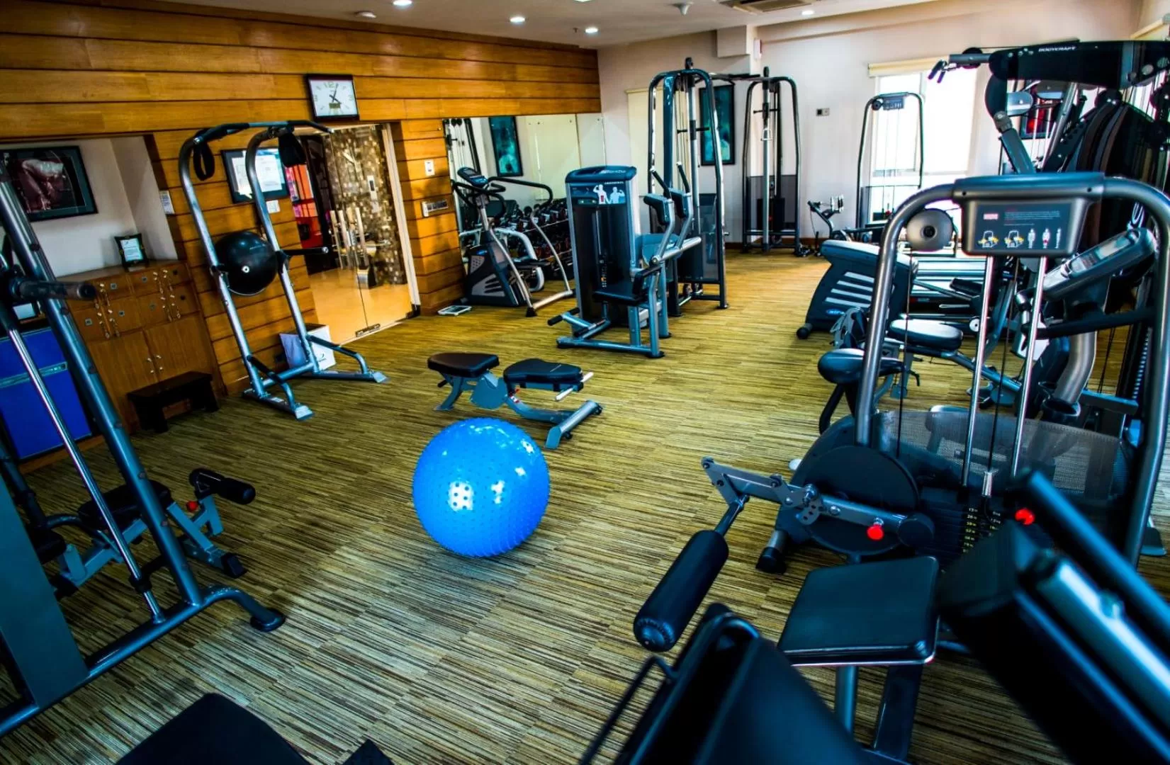 Fitness centre/facilities in Platinum Grand