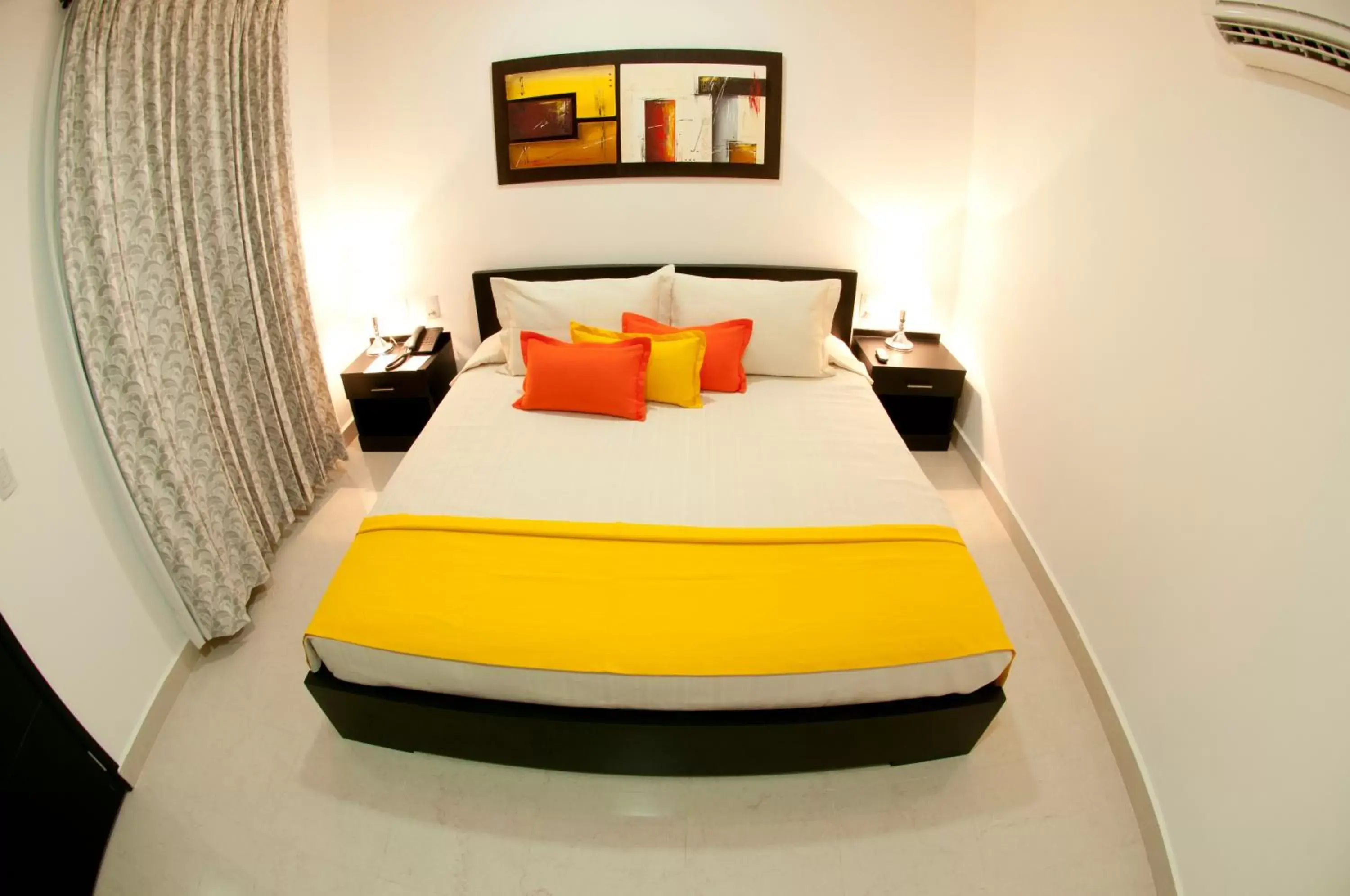 Bed in Hotel Atlantic Lux