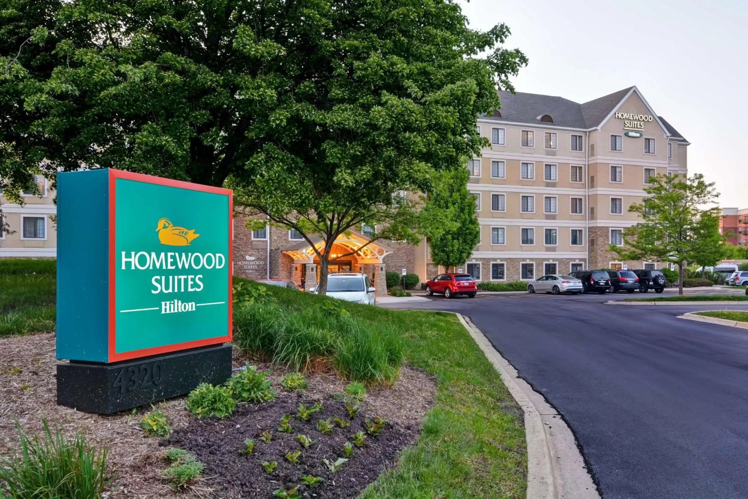 Property Building in Homewood Suites by Hilton Aurora Naperville